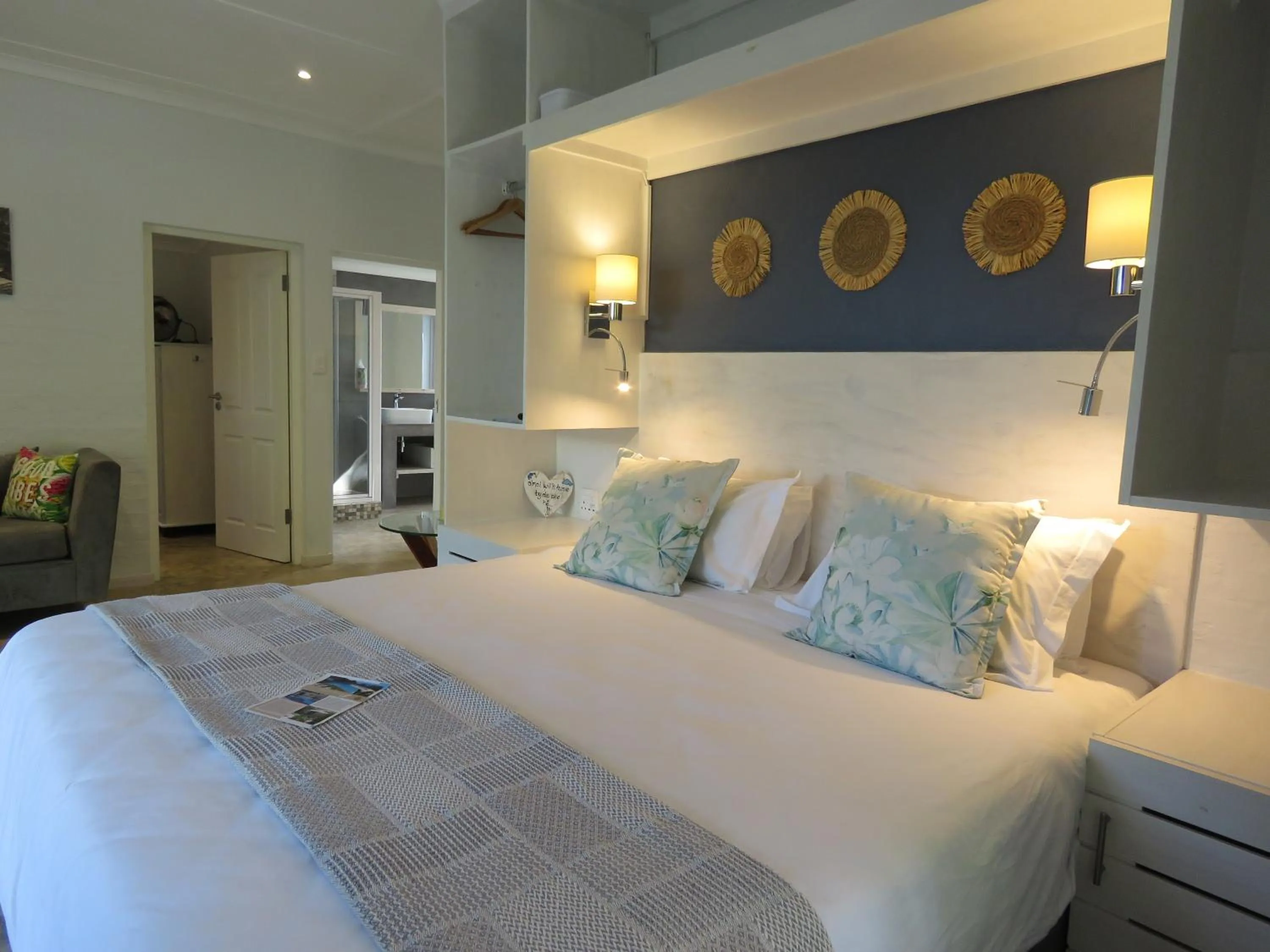 Bed in Bare Feet Retreat B&B