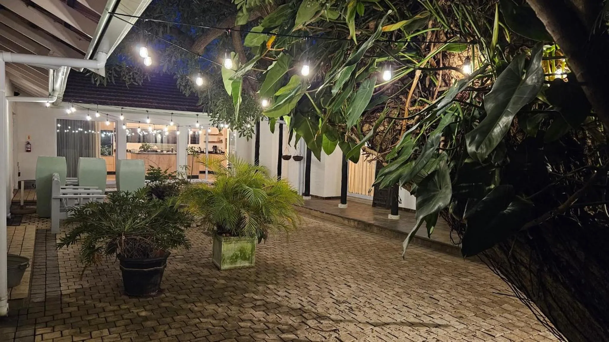 Property building in Bare Feet Retreat B&B