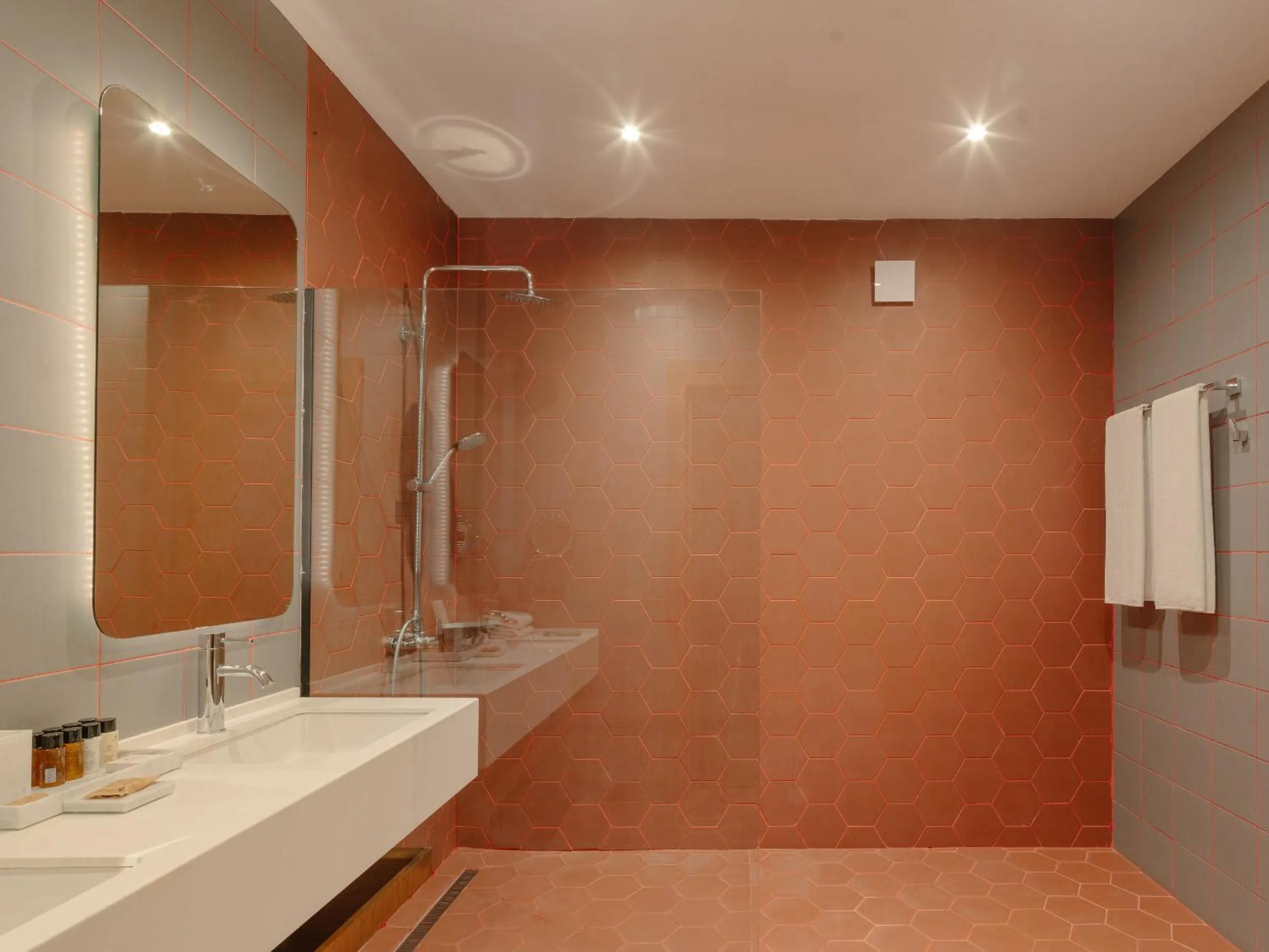 Shower in Lopota Lake Resort & Spa