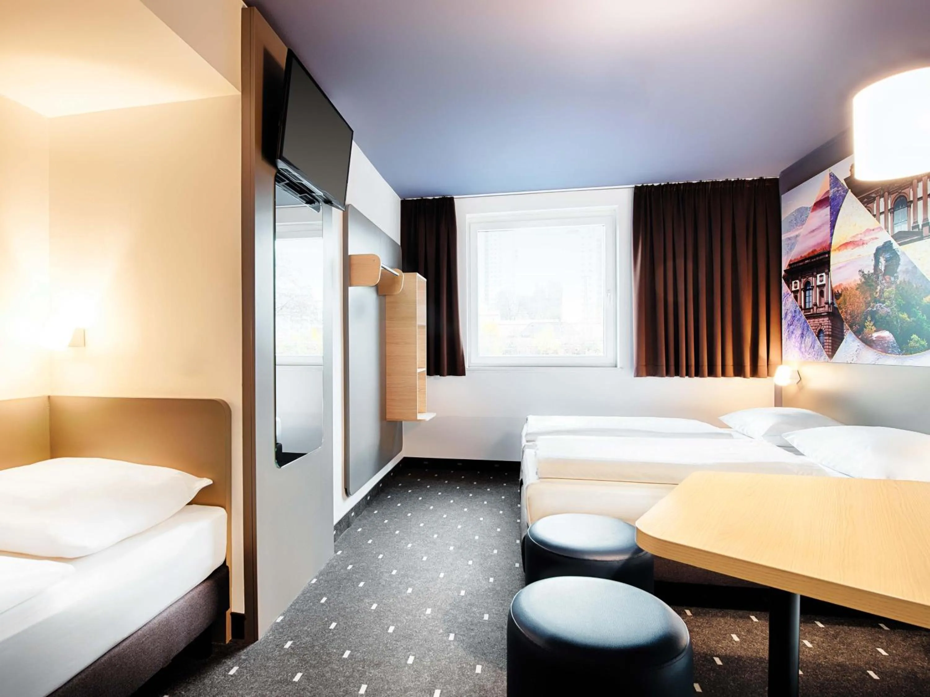 Photo of the whole room, Bed in B&B Hotel Kaiserslautern