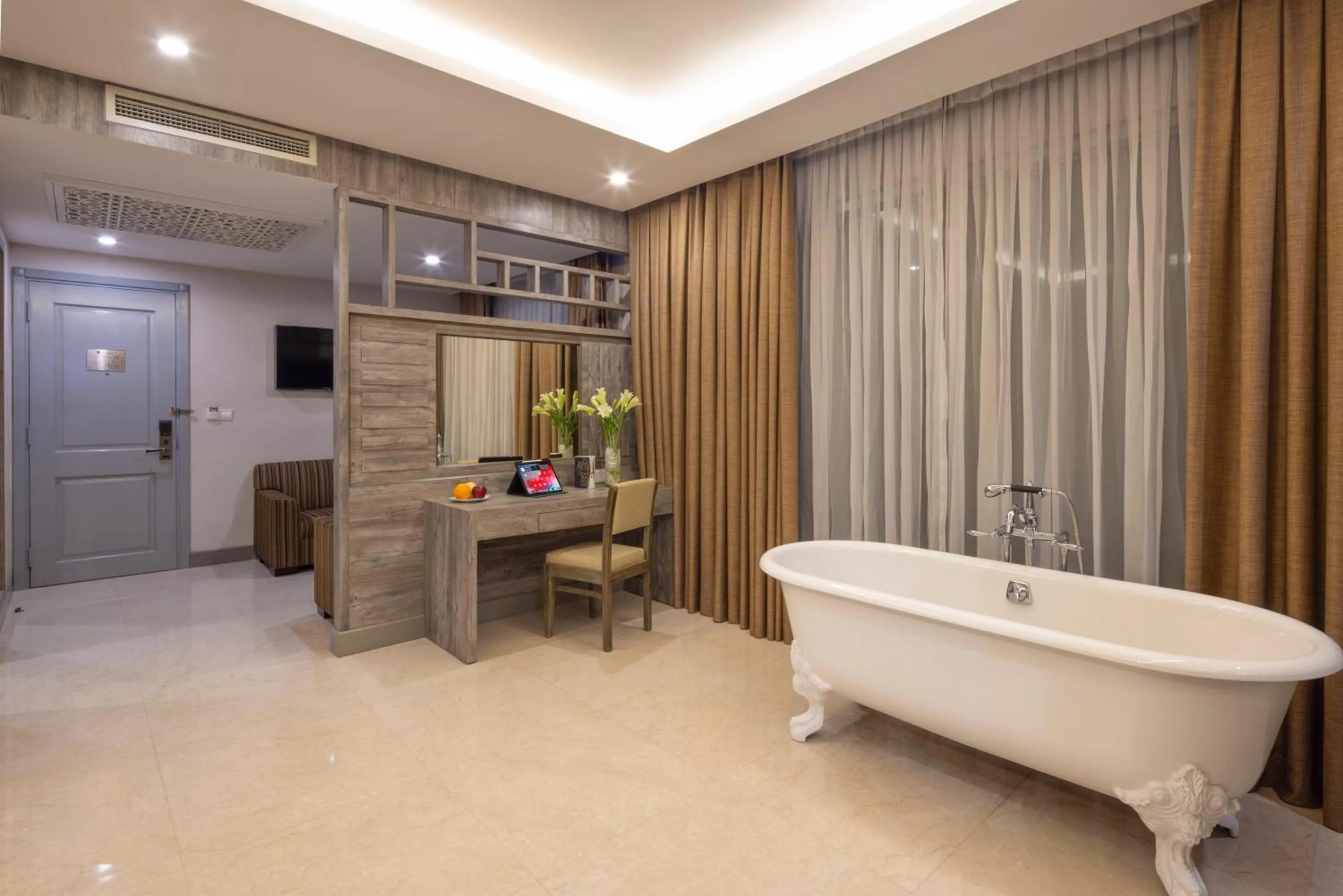 Bath in Eden Star Saigon Hotel