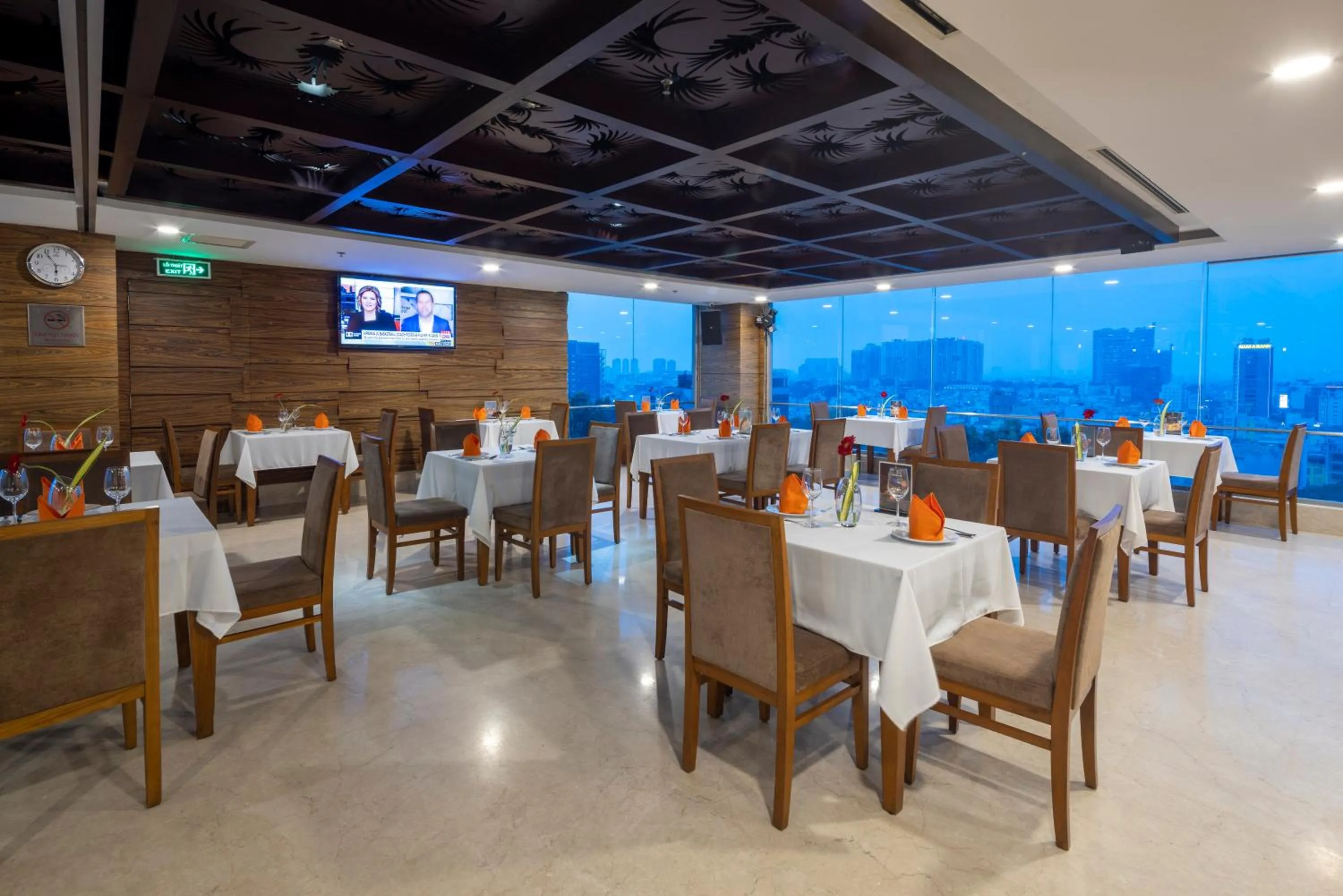 Restaurant/places to eat in Eden Star Saigon Hotel