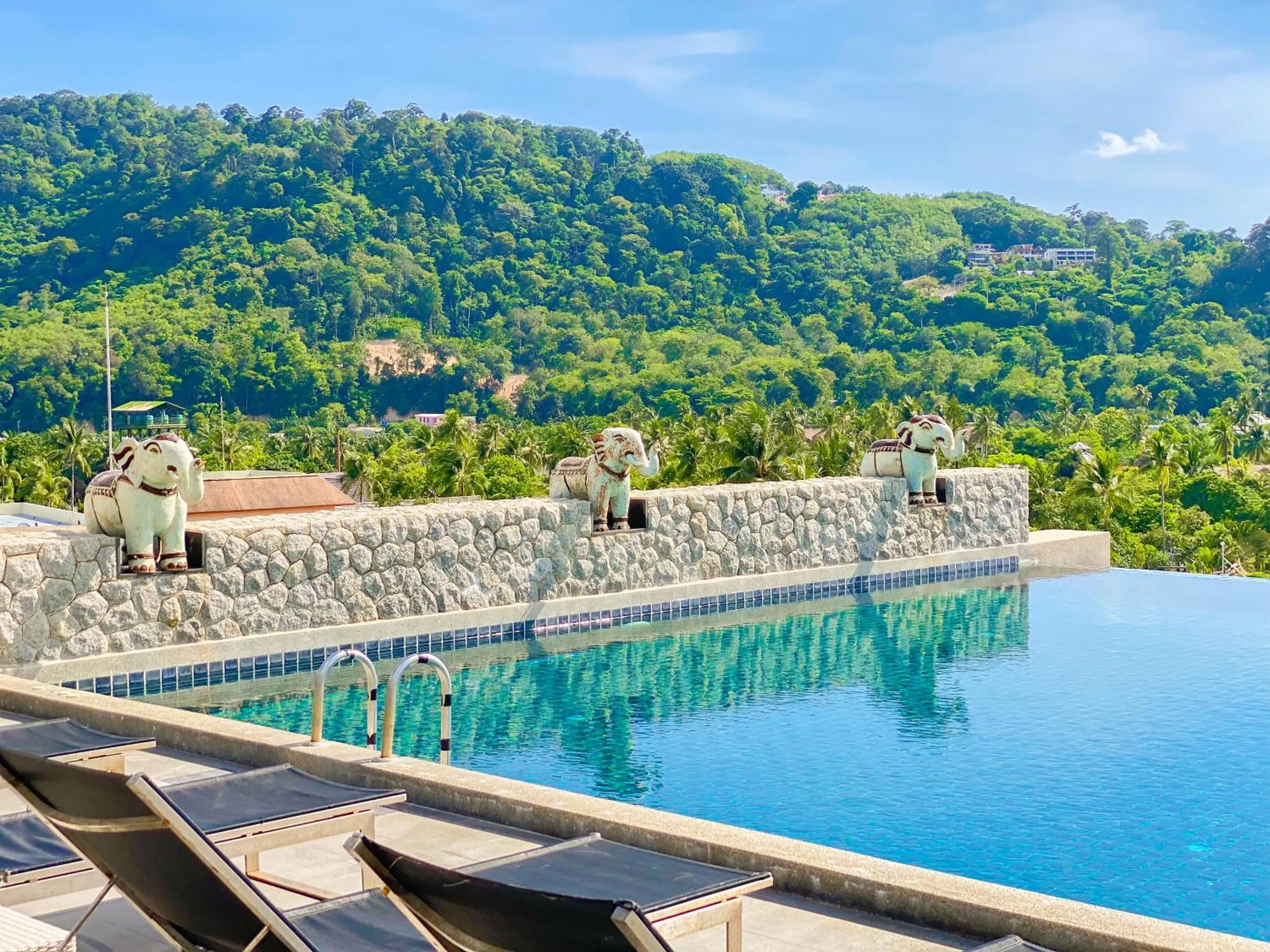 Day in YouDee Hotel Patong - formerly Meir Jarr Hotel Patong