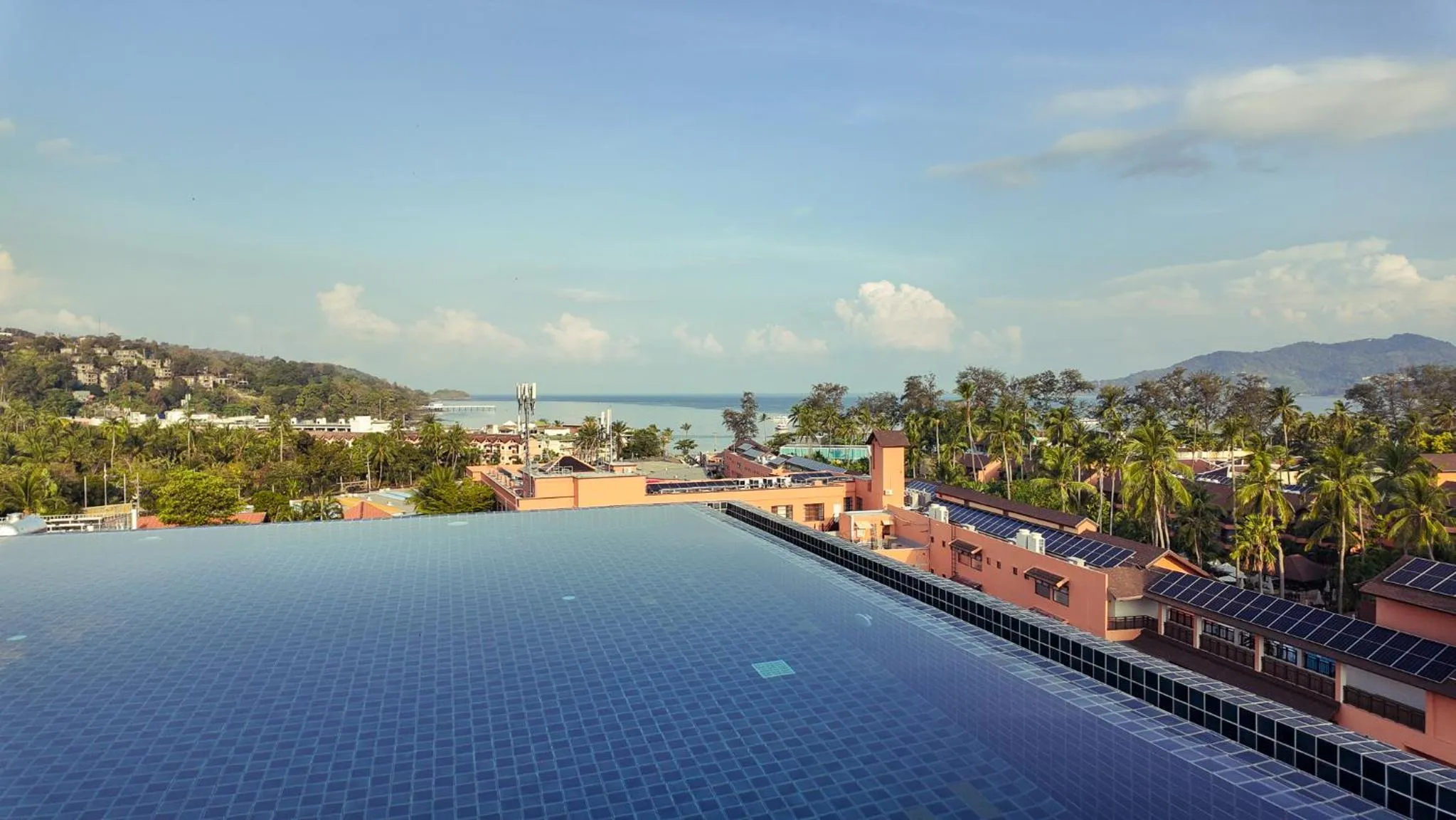 Day in YouDee Hotel Patong - formerly Meir Jarr Hotel Patong