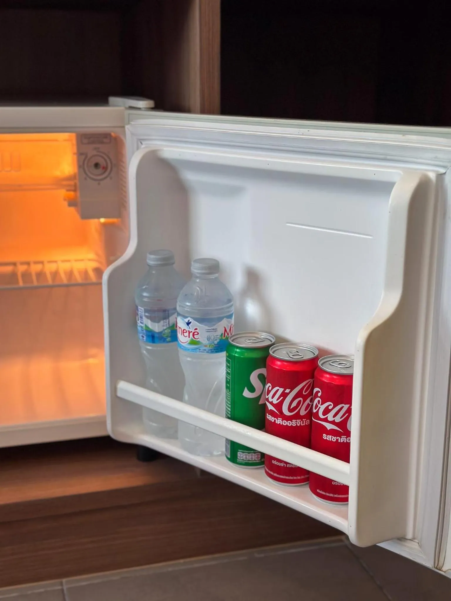 Food and drinks in YouDee Hotel Patong - formerly Meir Jarr Hotel Patong