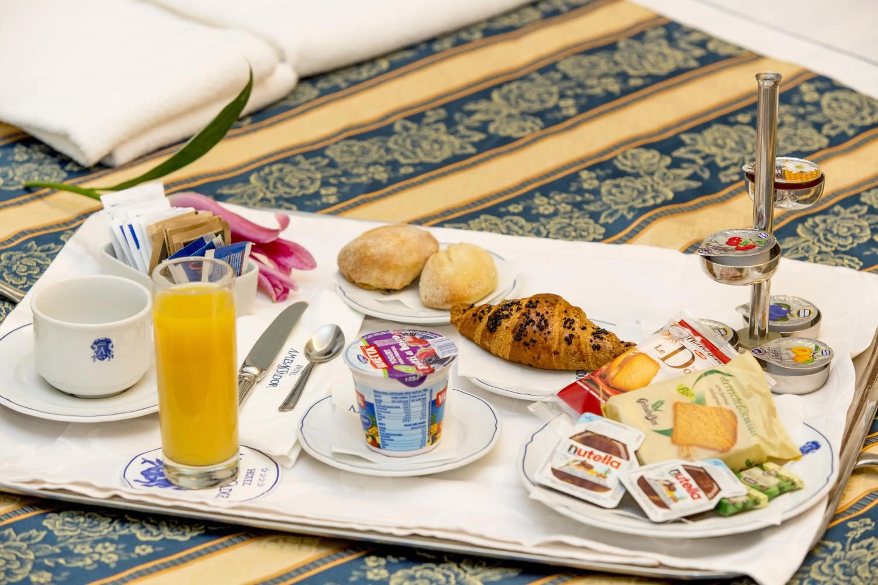 Breakfast in Hotel Ambassador