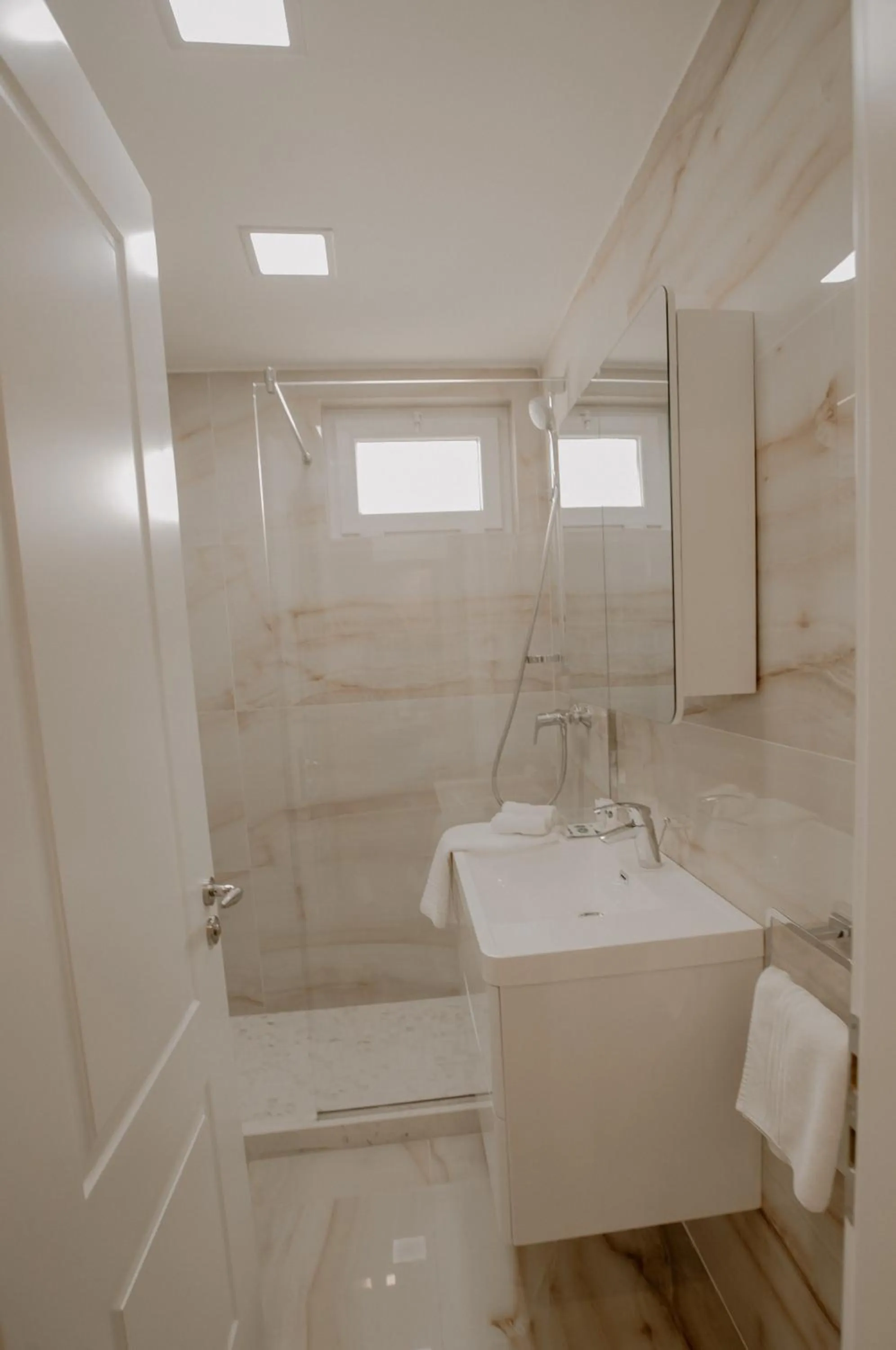 Green House Hotel & Restaurant