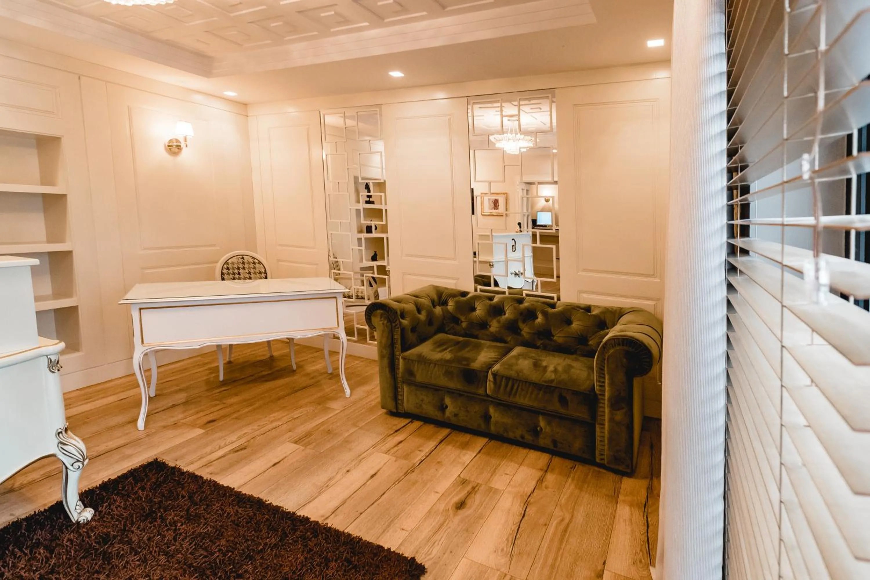 Green House Hotel & Restaurant