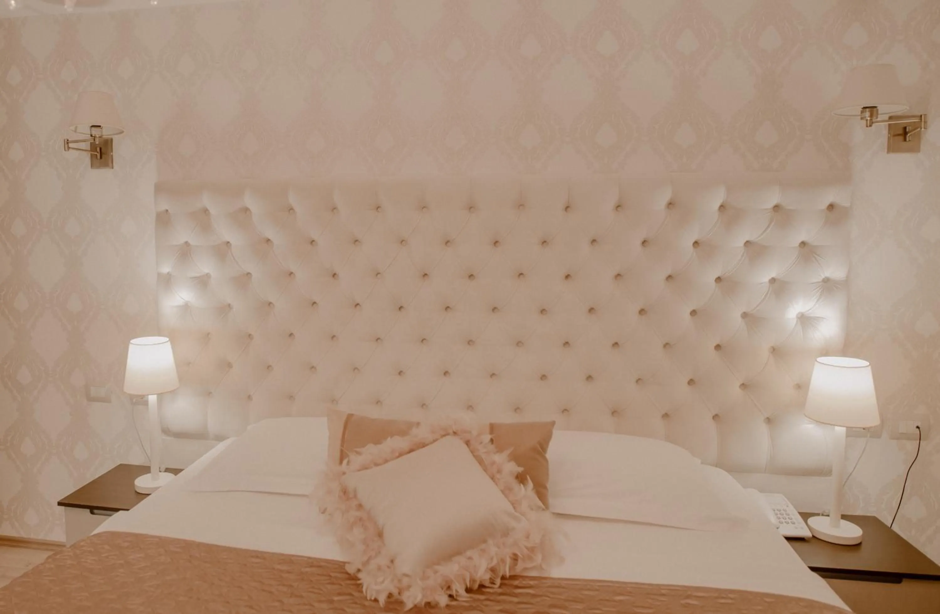 Bed in Green House Hotel & Restaurant