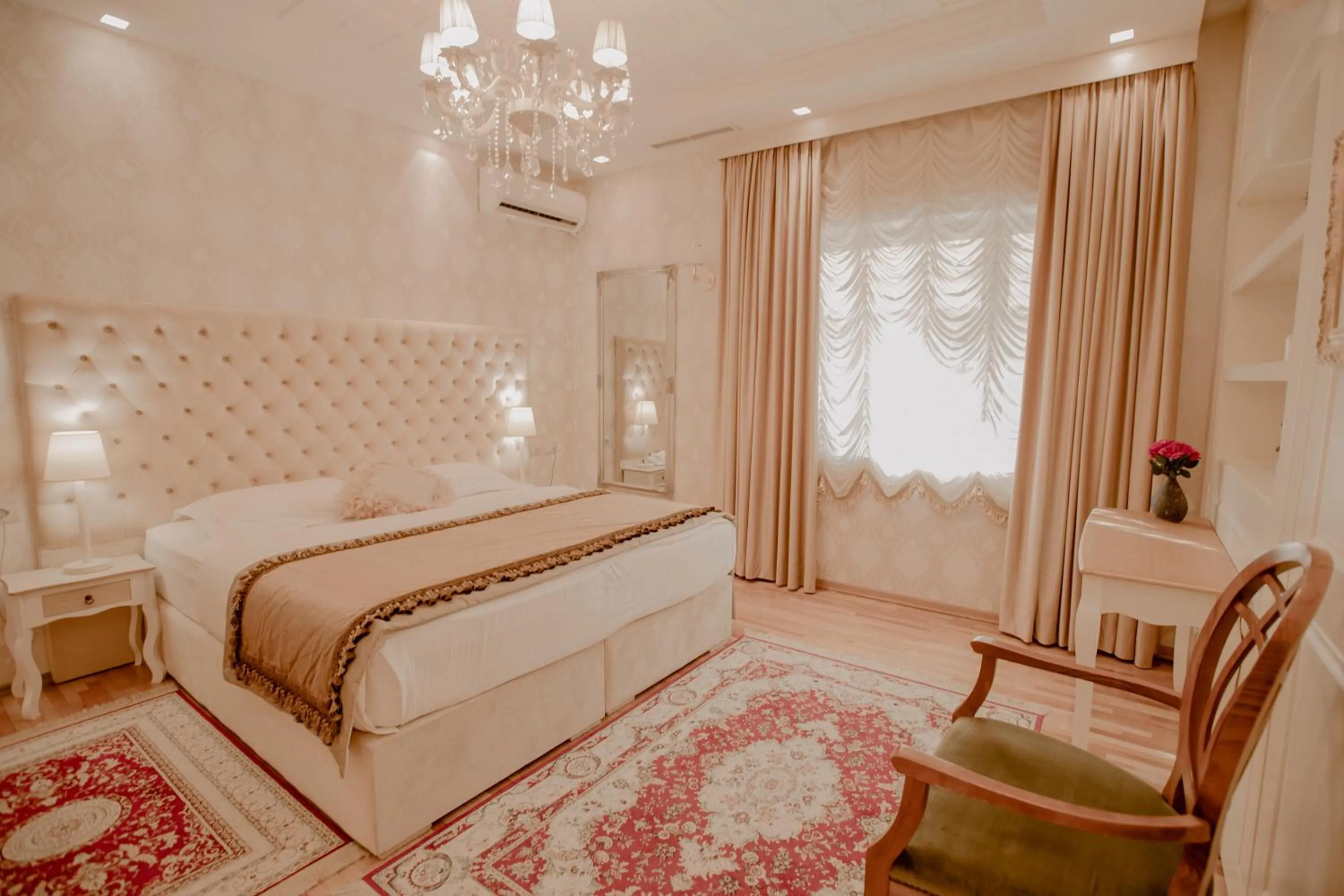 Bed in Green House Hotel & Restaurant