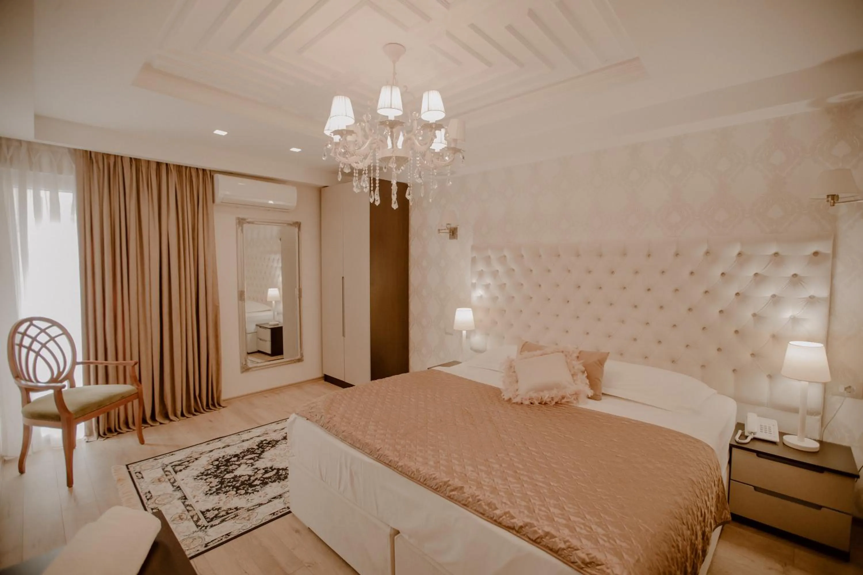 Bed in Green House Hotel & Restaurant