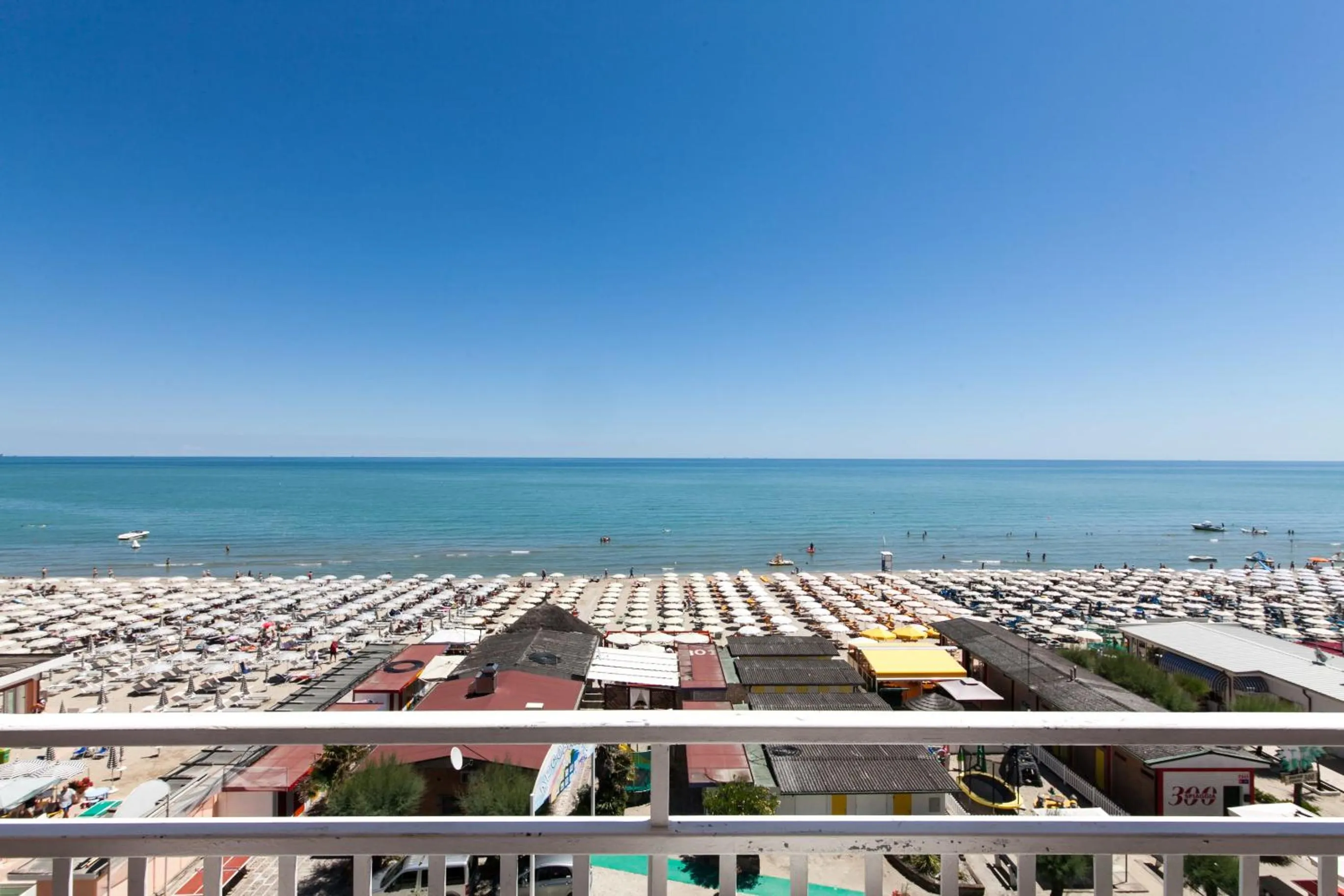 Sea view in Hotel Mayflower