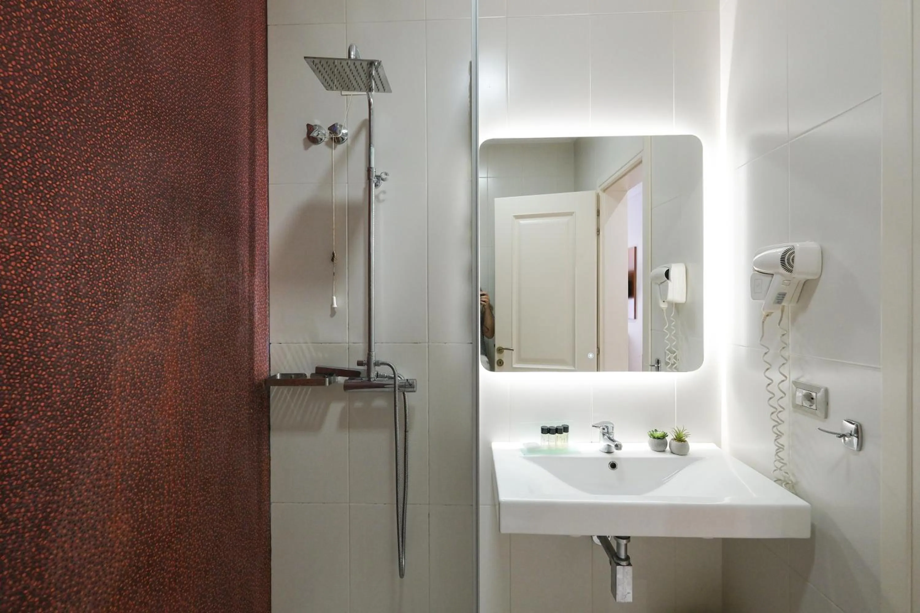 Shower in Golden City Hotel , Tirana