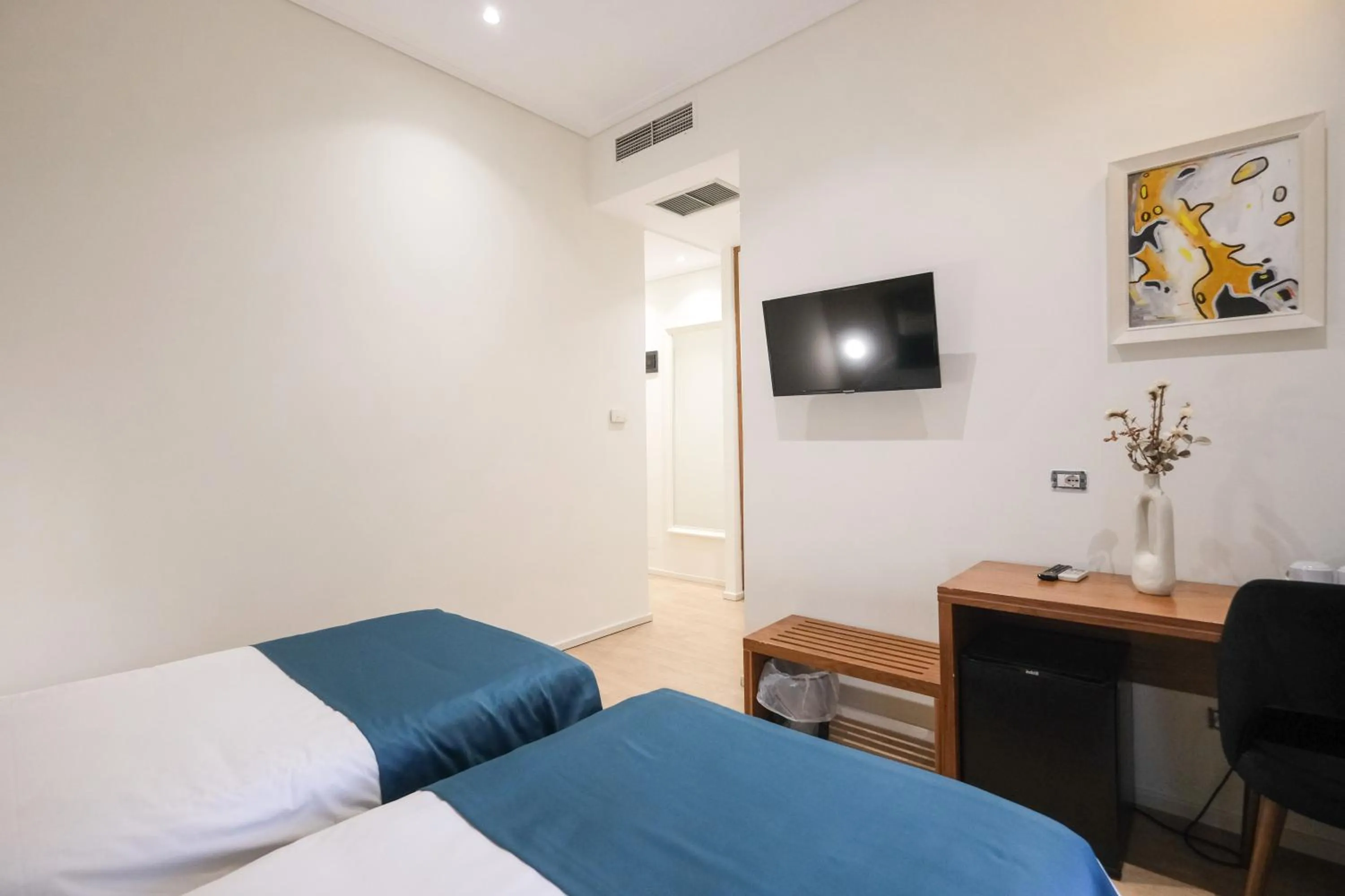 Bedroom, Bed in Golden City Hotel , Tirana