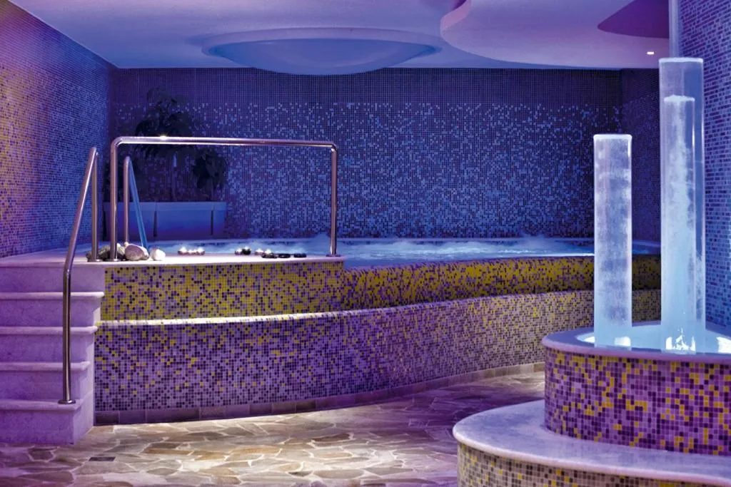 Spa and wellness centre/facilities in Lu' Hotel Carbonia