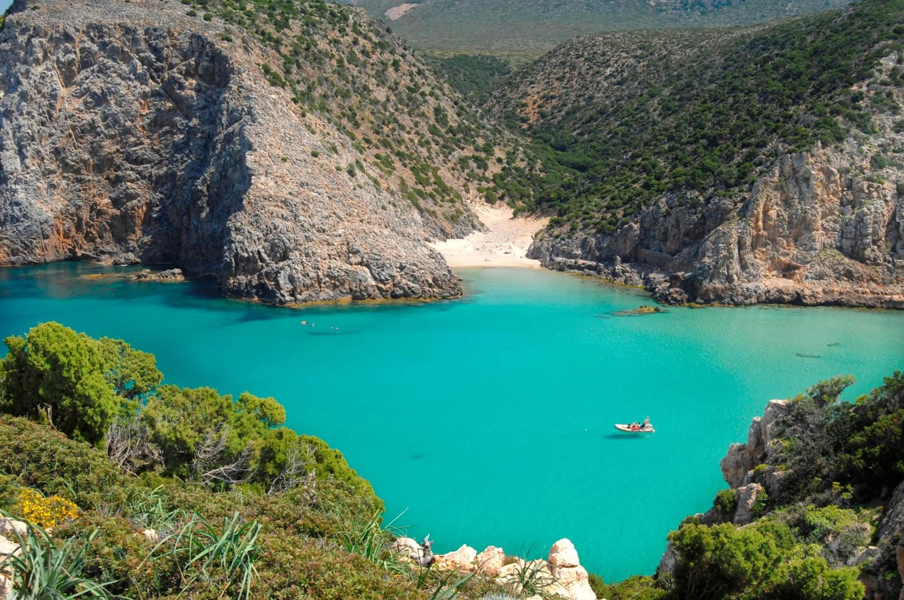 Fishing in Lu' Hotel Carbonia