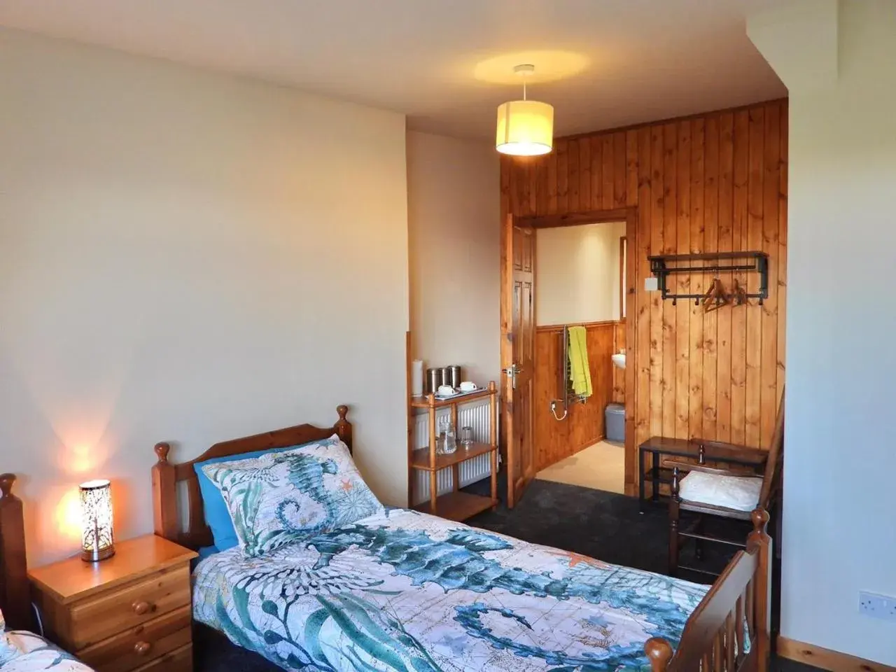 Large Twin Room in Windhaven Camping and B&B Large Twin Room in Windhaven Camping and B&B