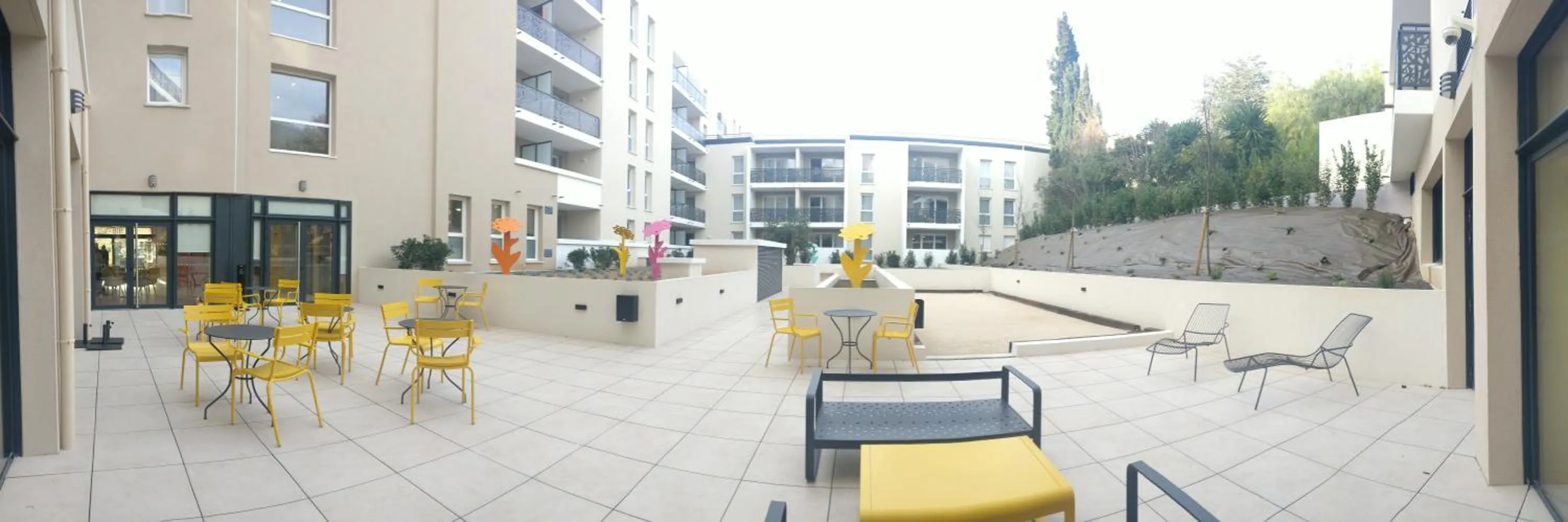 Property building in Domitys Terra Souleou