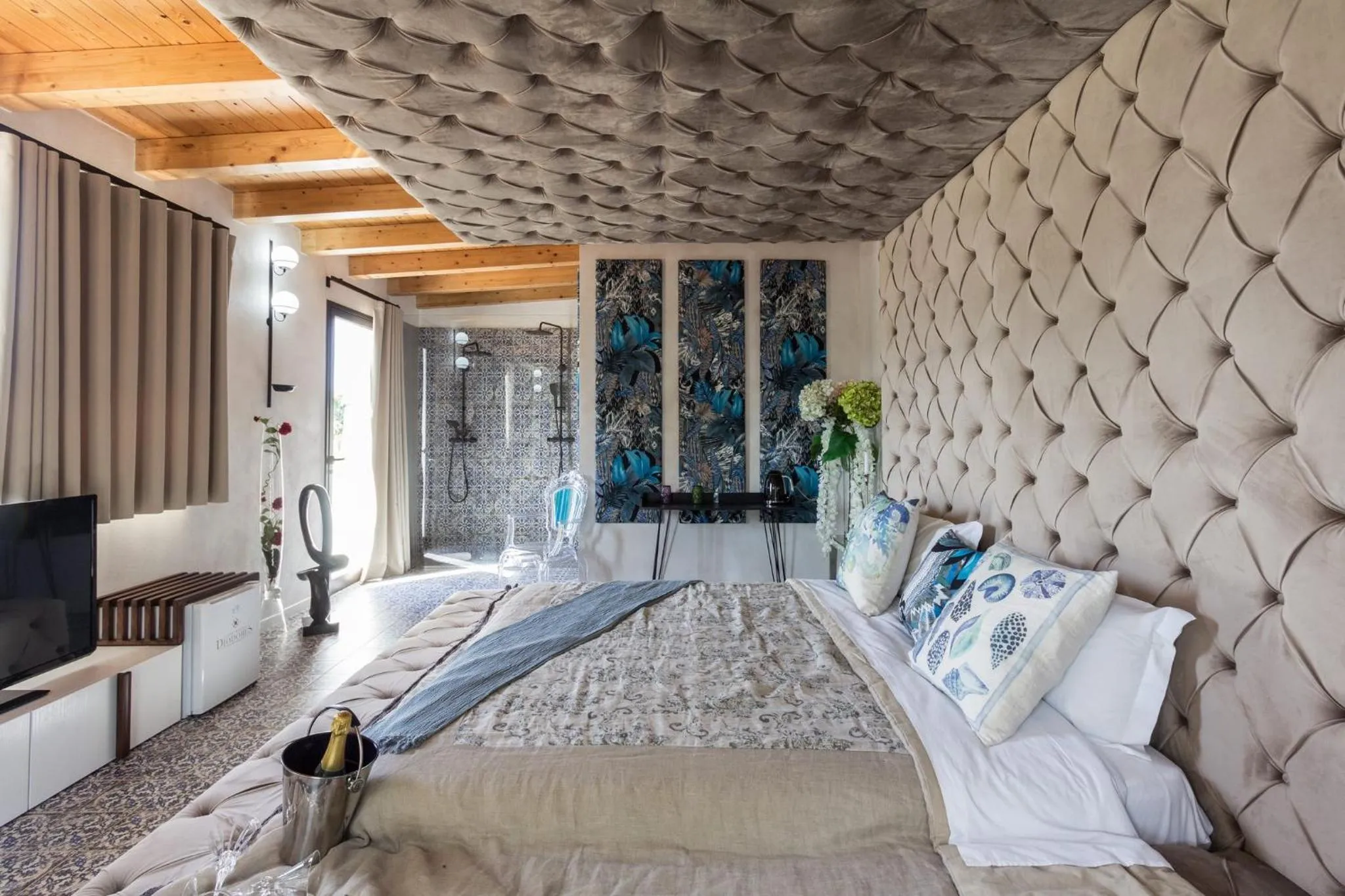 Photo of the whole room in Diodorus Luxury Experience