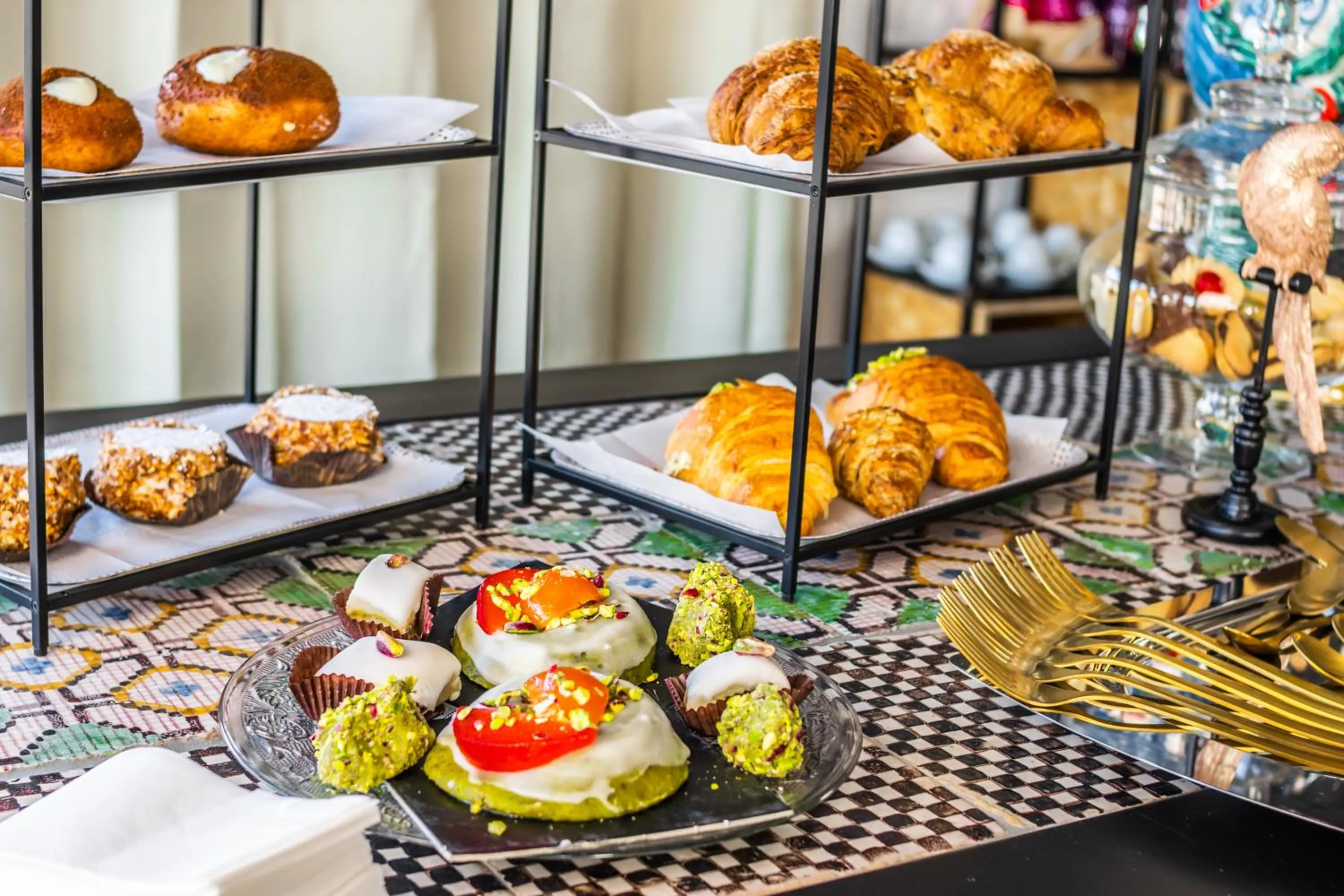 Food and drinks in Diodorus Luxury Experience