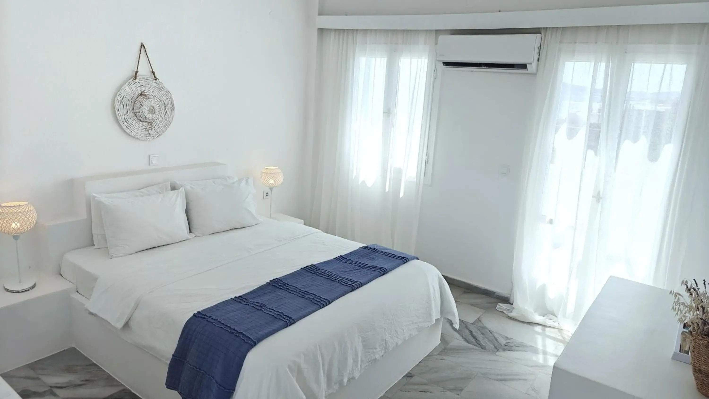 Double or Twin Room in Narges Hotel Double or Twin Room in Narges Hotel