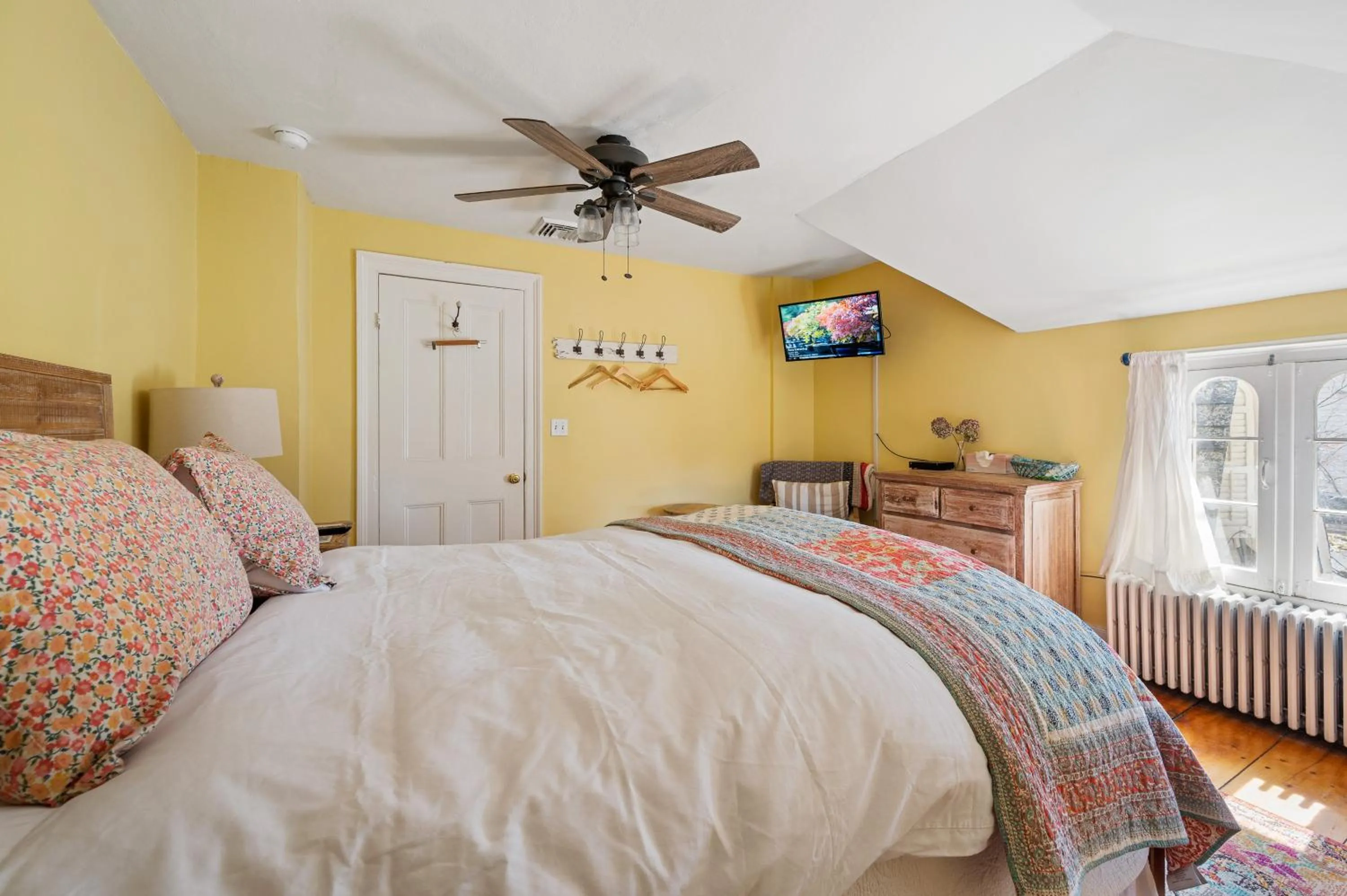 Bedroom, Bed in The Gables of Rhinebeck