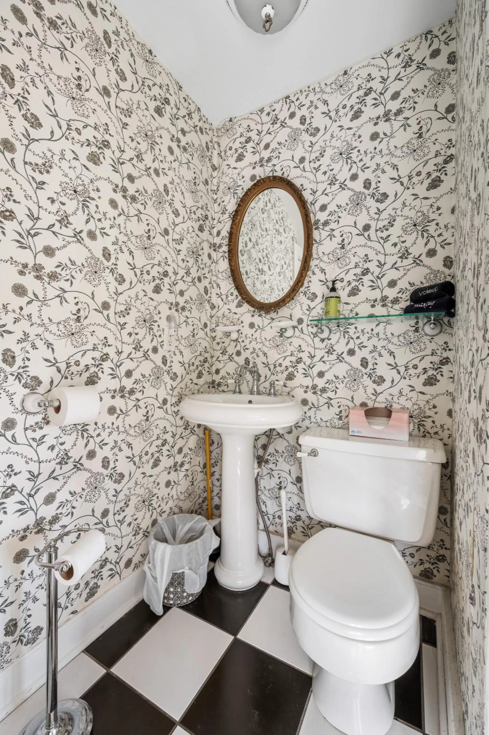 Toilet in The Gables of Rhinebeck