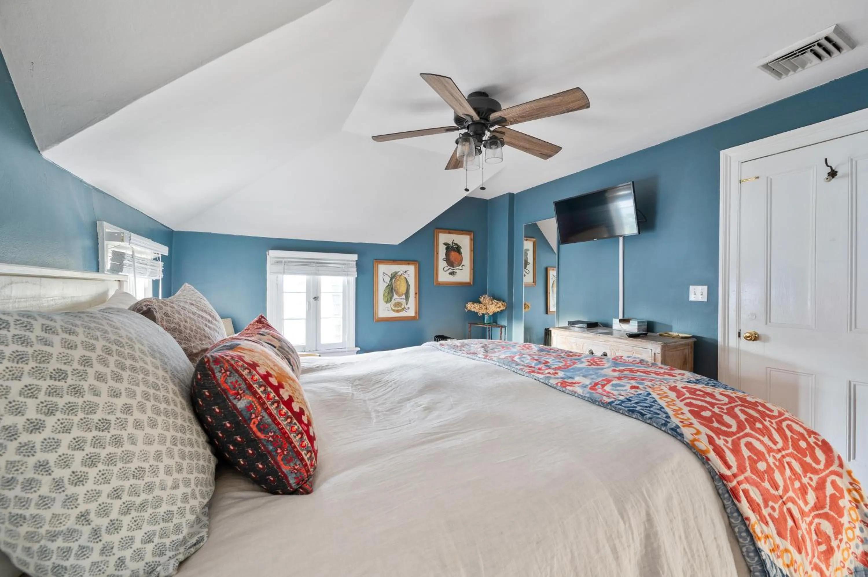 Bedroom, Bed in The Gables of Rhinebeck