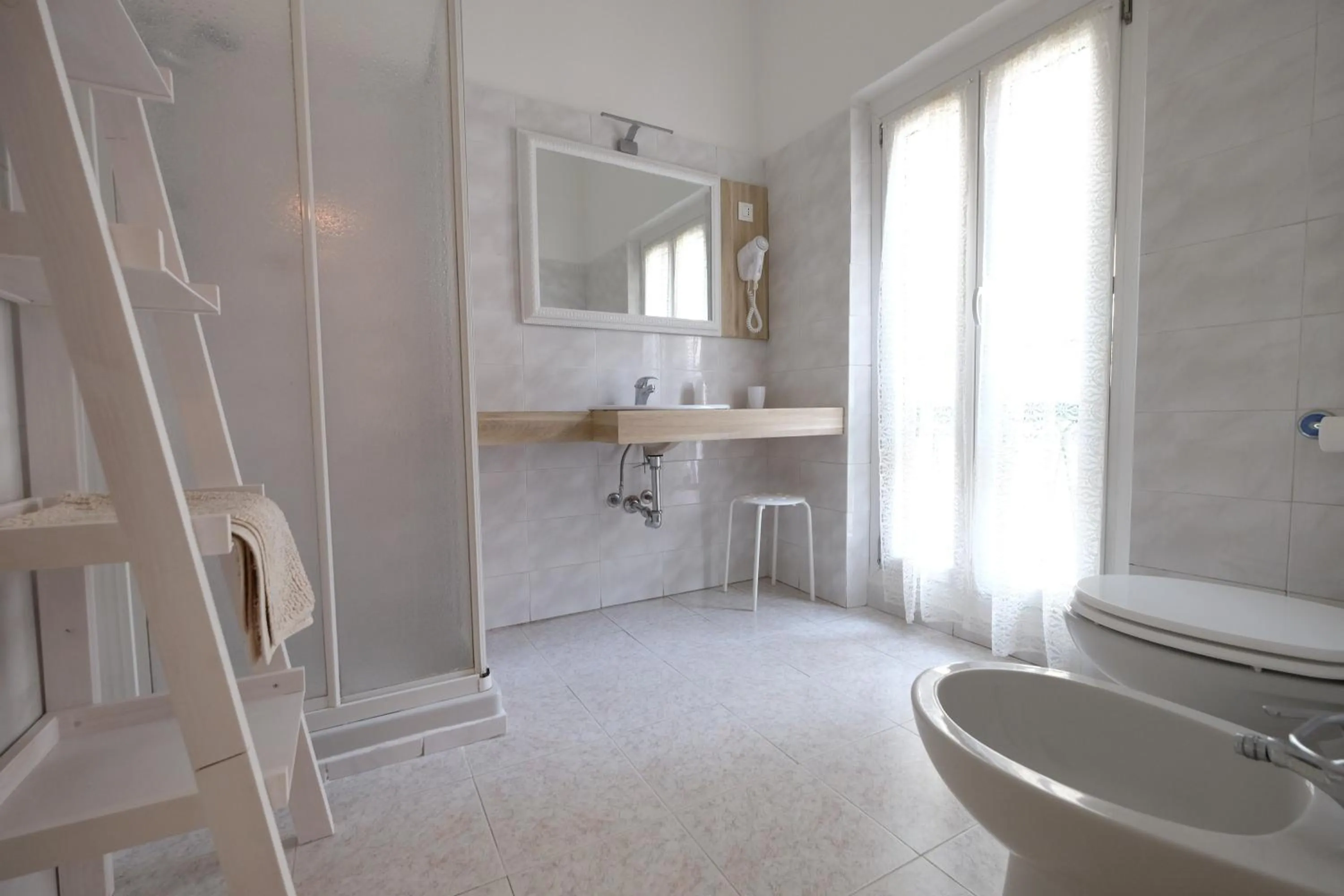 Bathroom in Albergo Costa