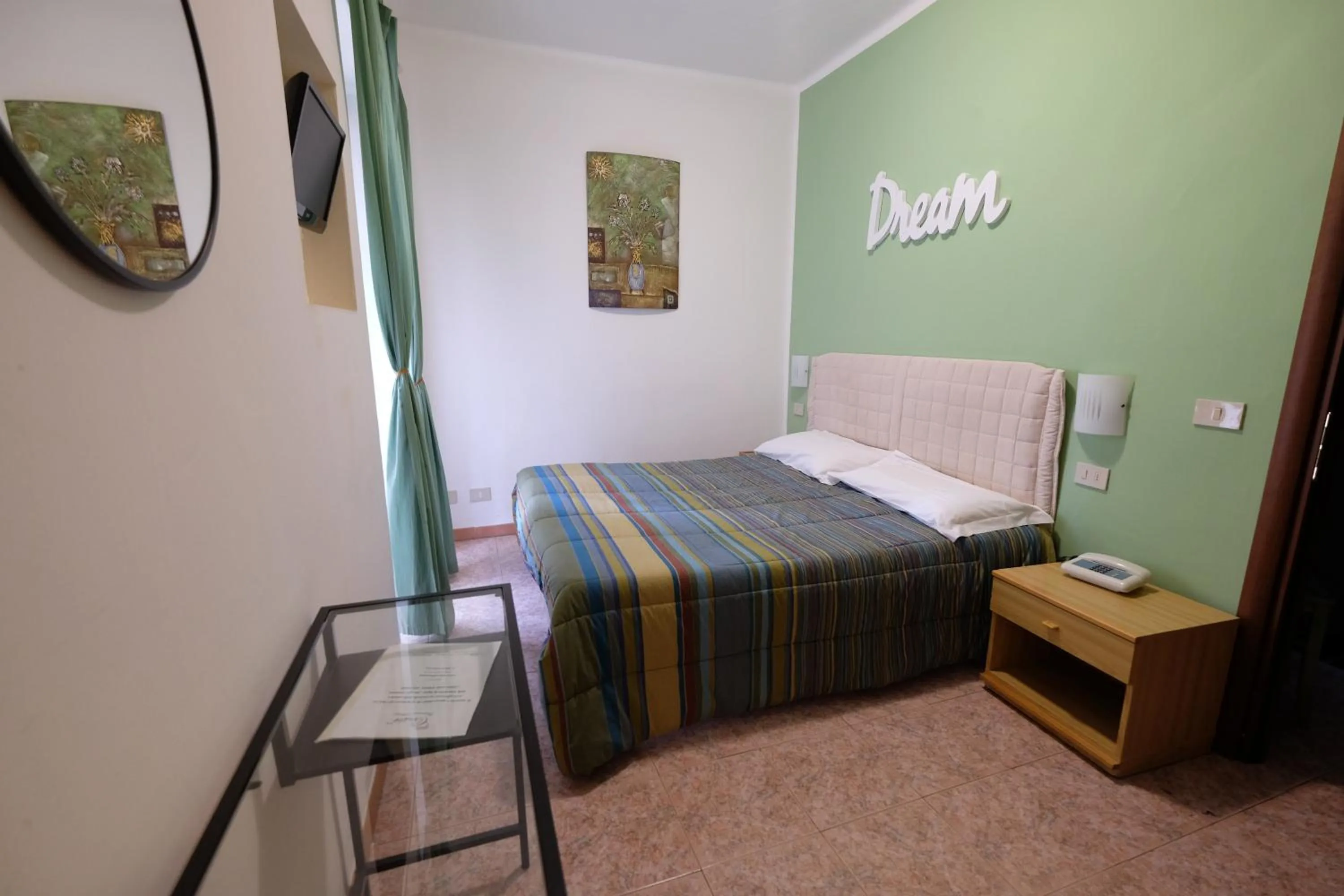 Photo of the whole room, Bed in Albergo Costa