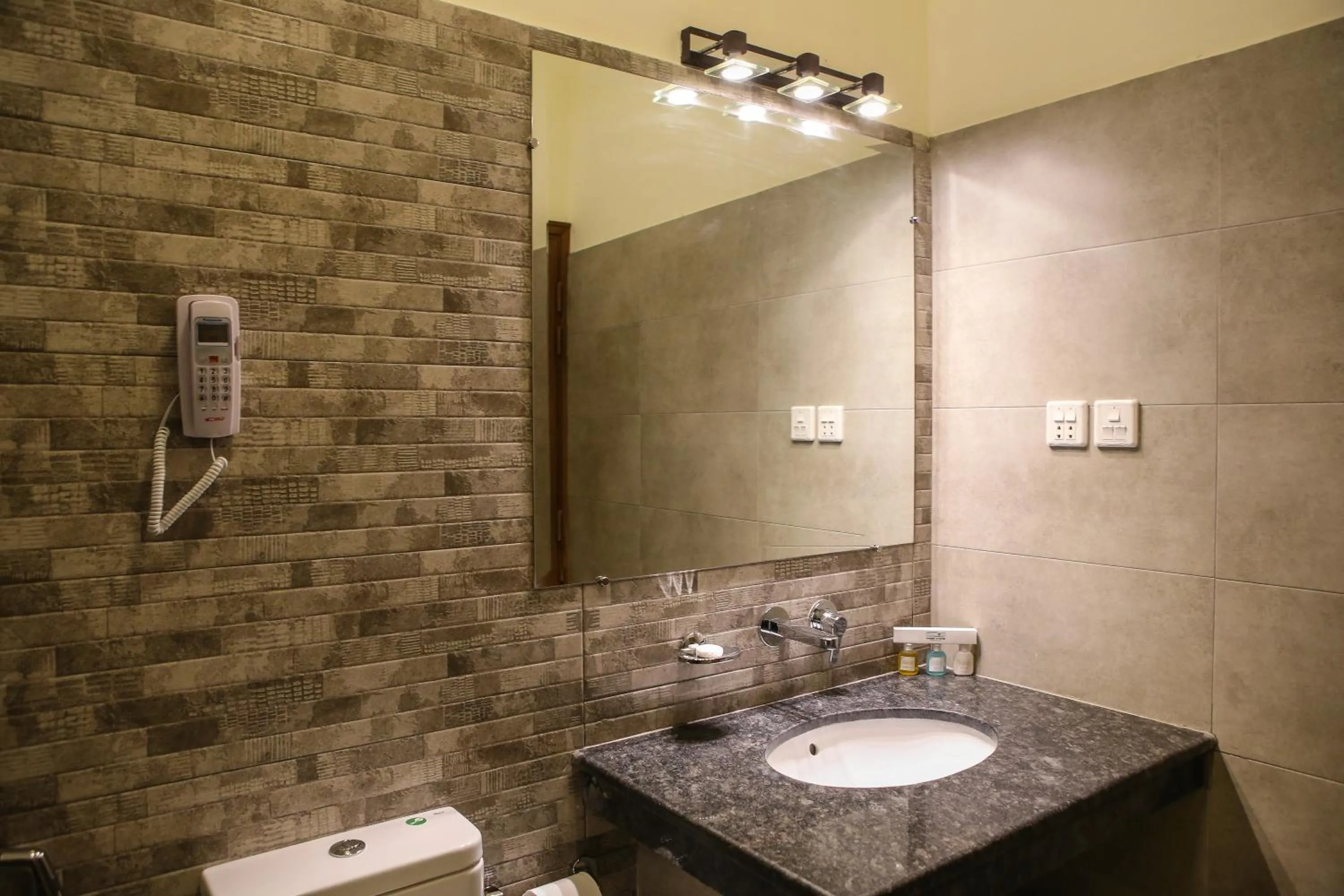 Bathroom in Dreamworld Resort, Hotel & Golf Course
