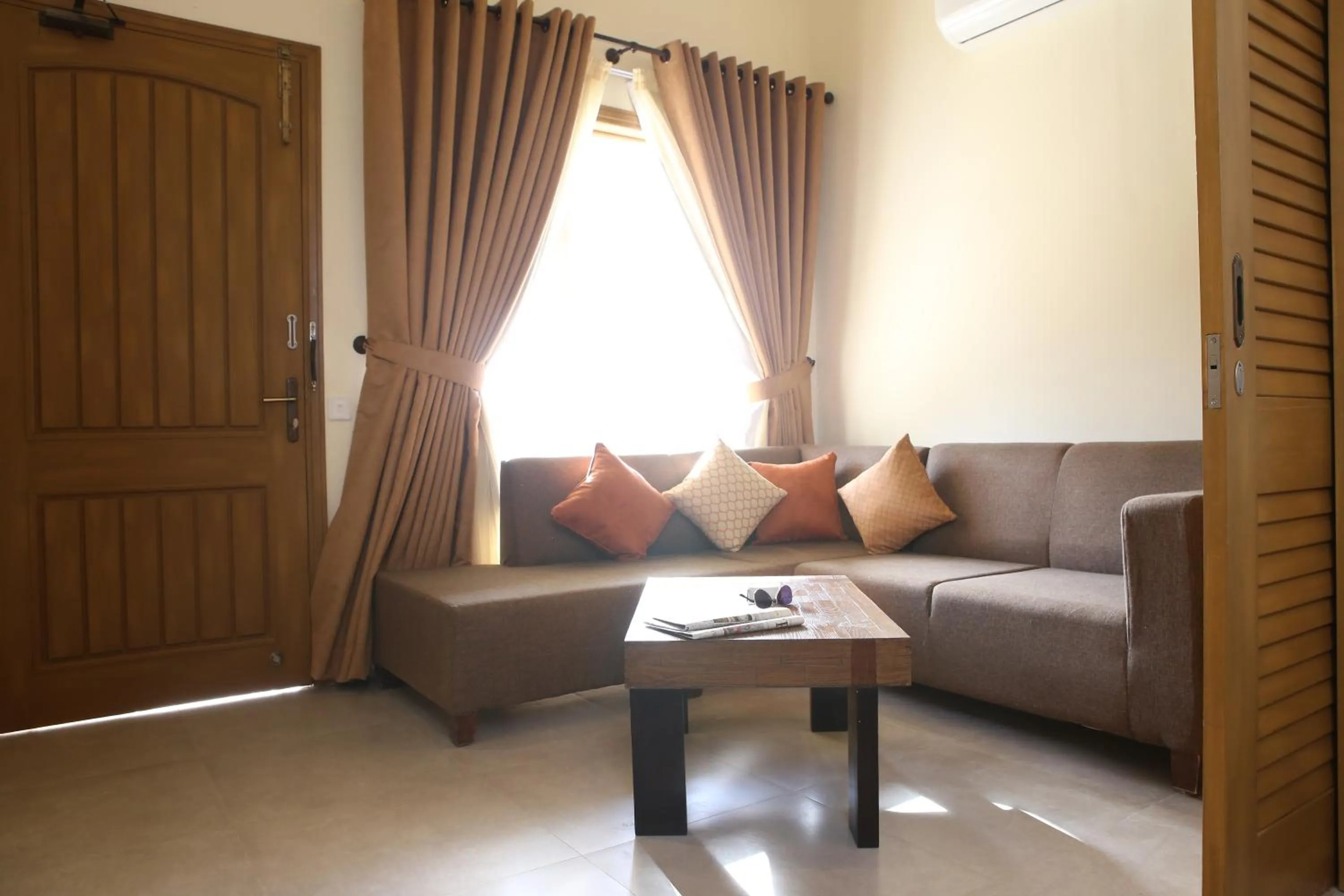 Day in Dreamworld Resort, Hotel & Golf Course