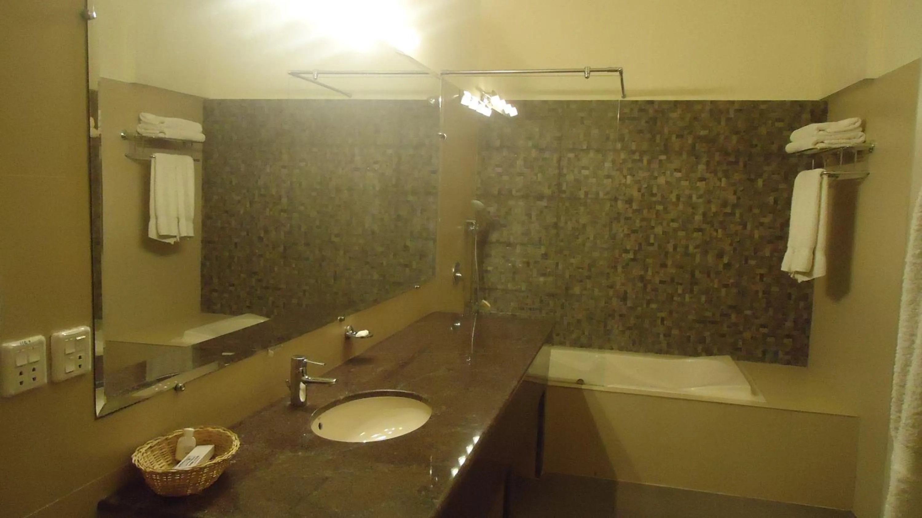 Bathroom in Dreamworld Resort, Hotel & Golf Course