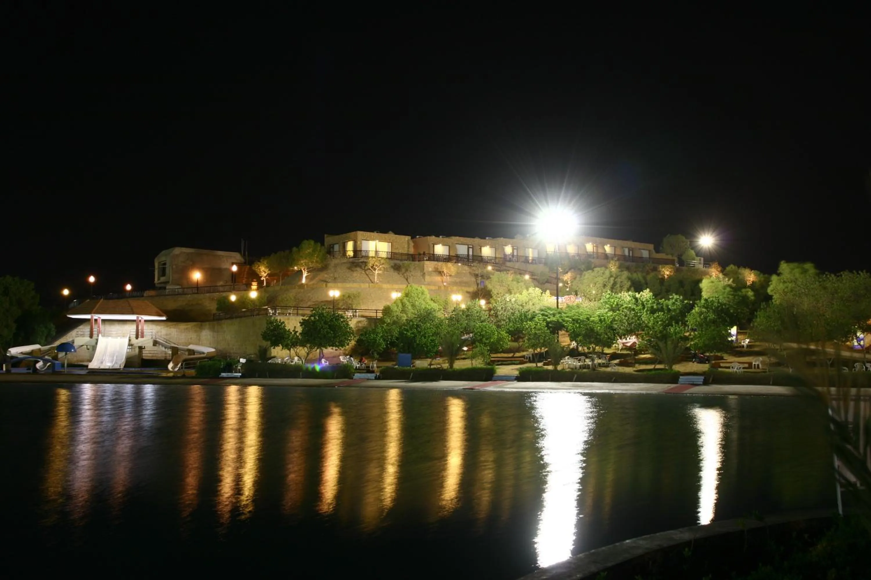 Night in Dreamworld Resort, Hotel & Golf Course