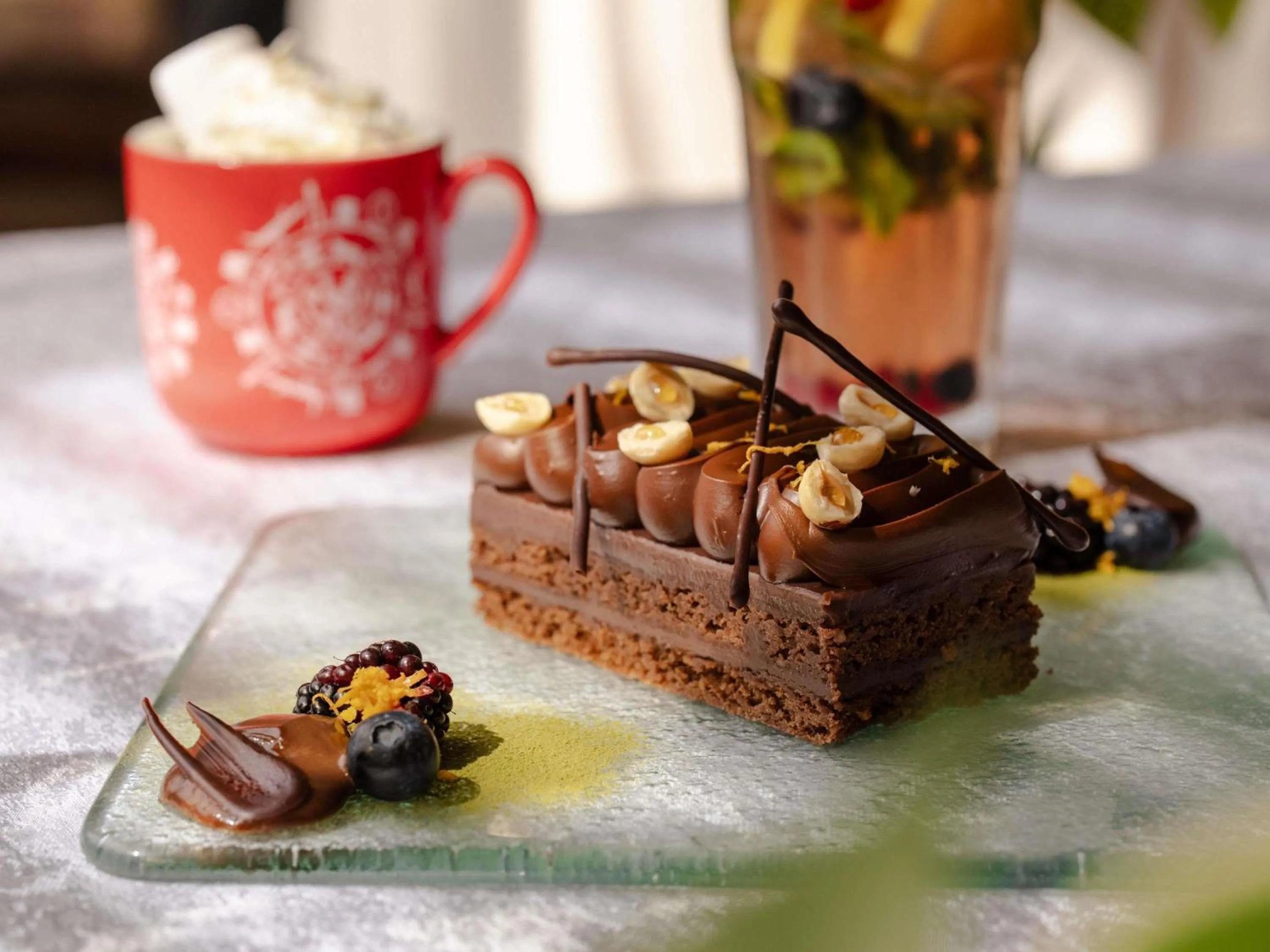 Restaurant/places to eat in Swissôtel Al Ghurair Dubai - Deira & Creek