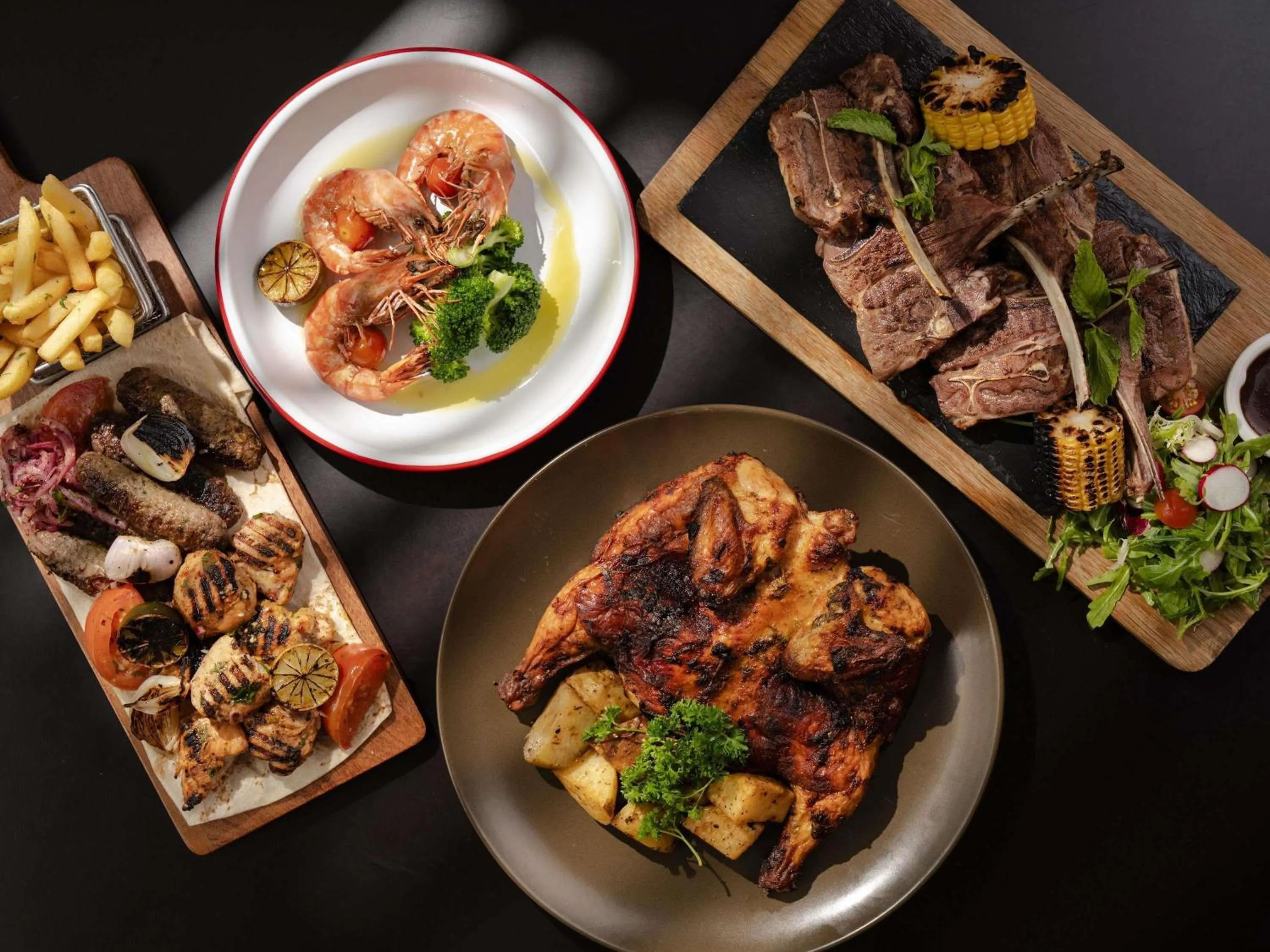 Restaurant/places to eat in Swissôtel Al Ghurair Dubai - Deira & Creek