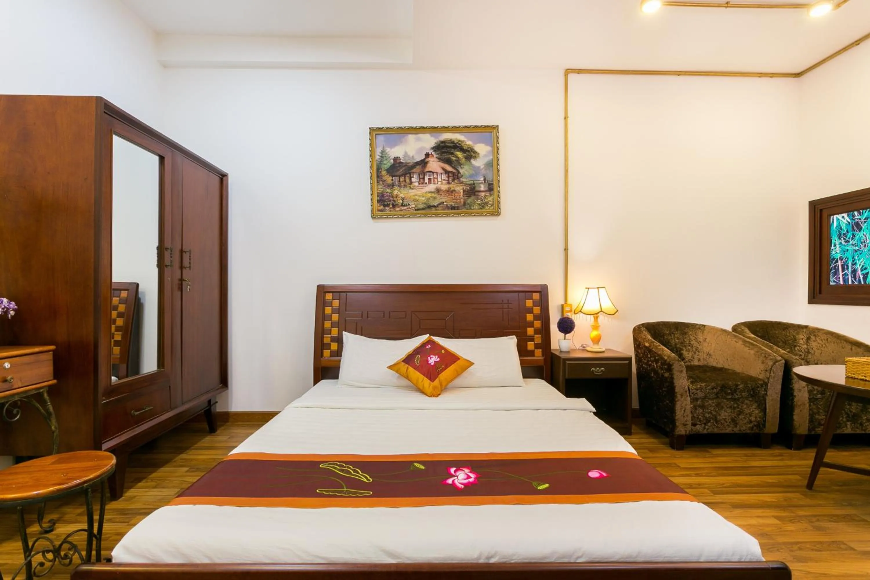 Bed in Indochine Ben Thanh Hotel & Apartments