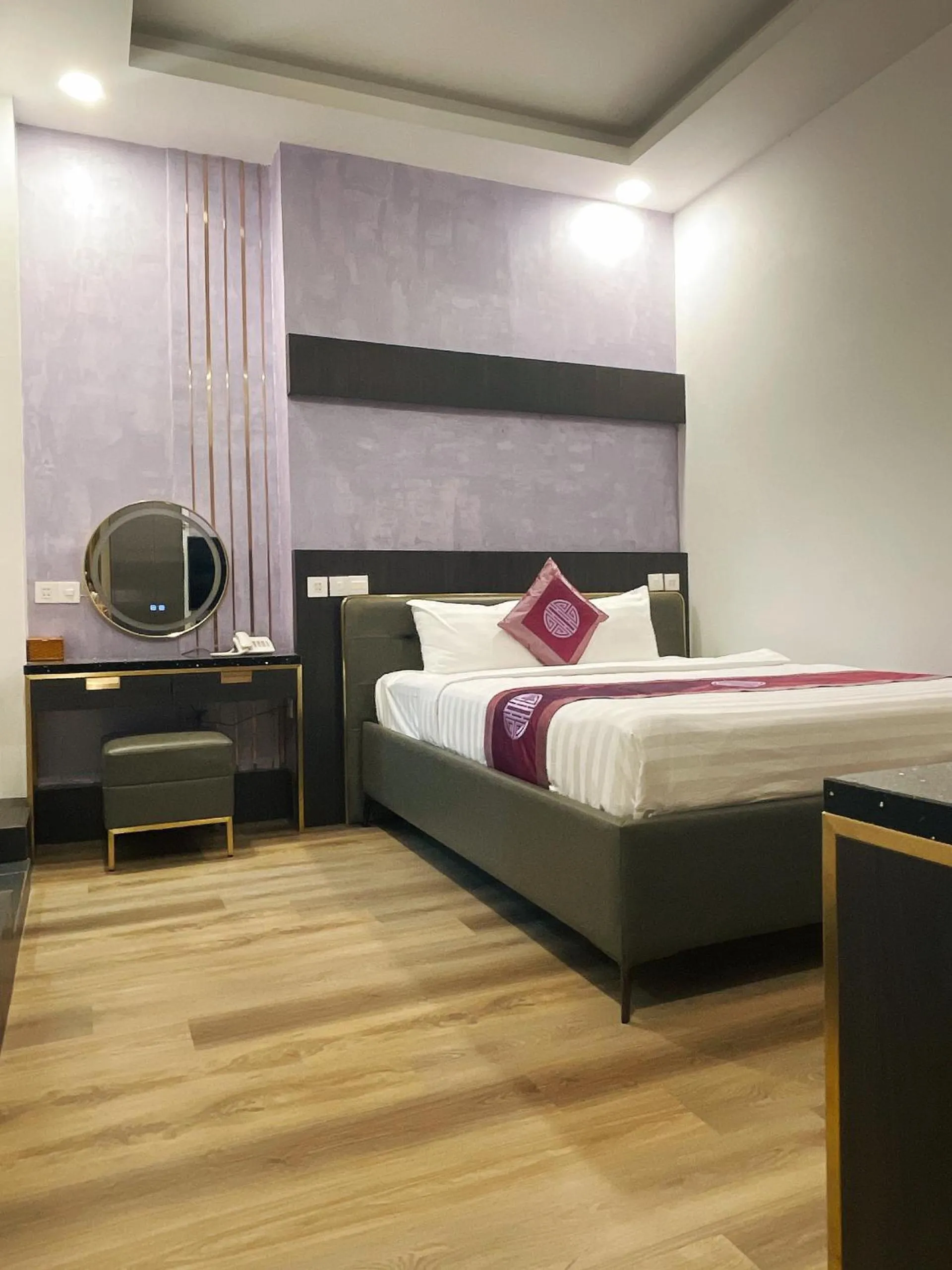 Bed in Indochine Ben Thanh Hotel & Apartments