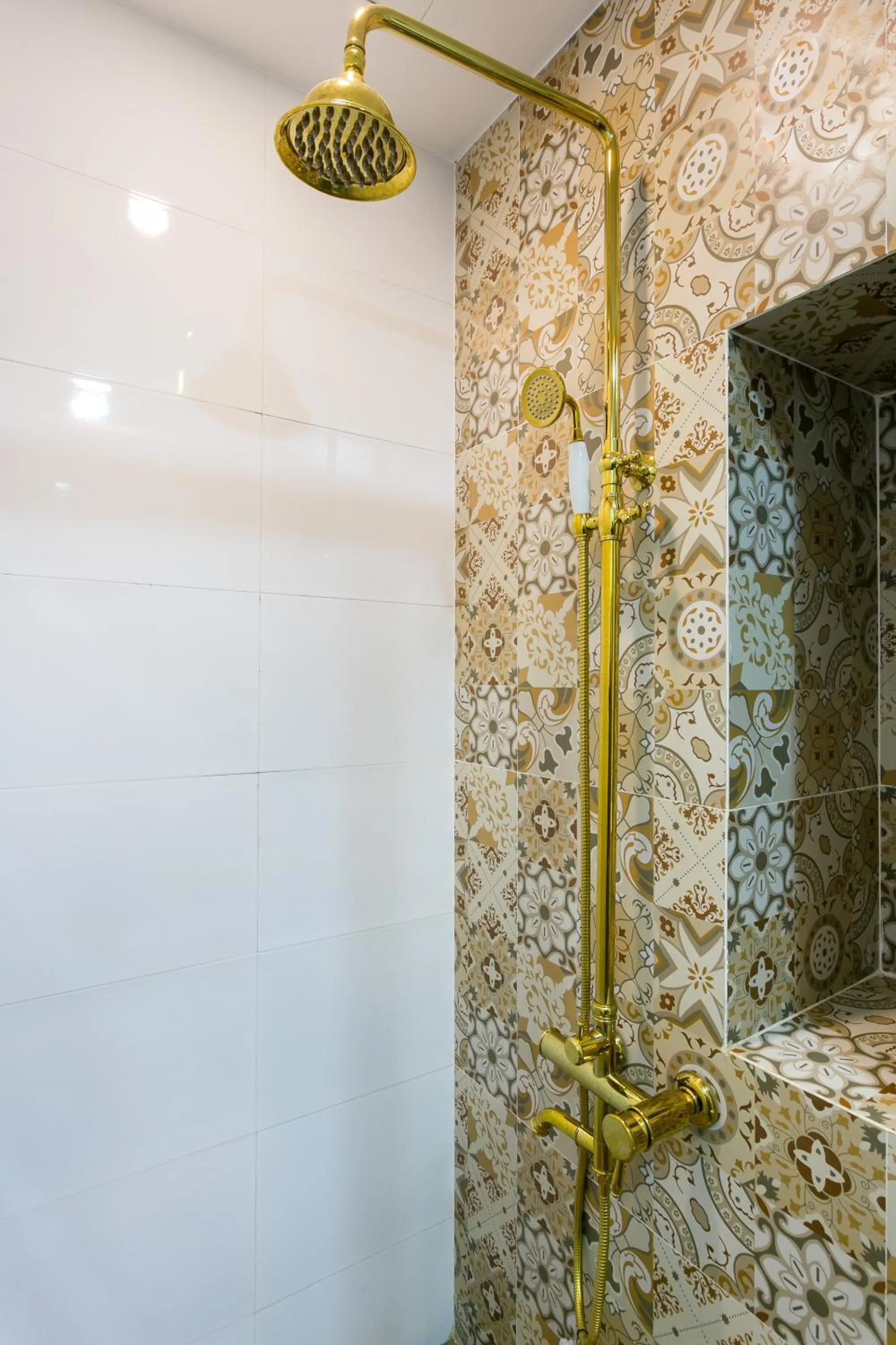 Shower in Indochine Ben Thanh Hotel & Apartments