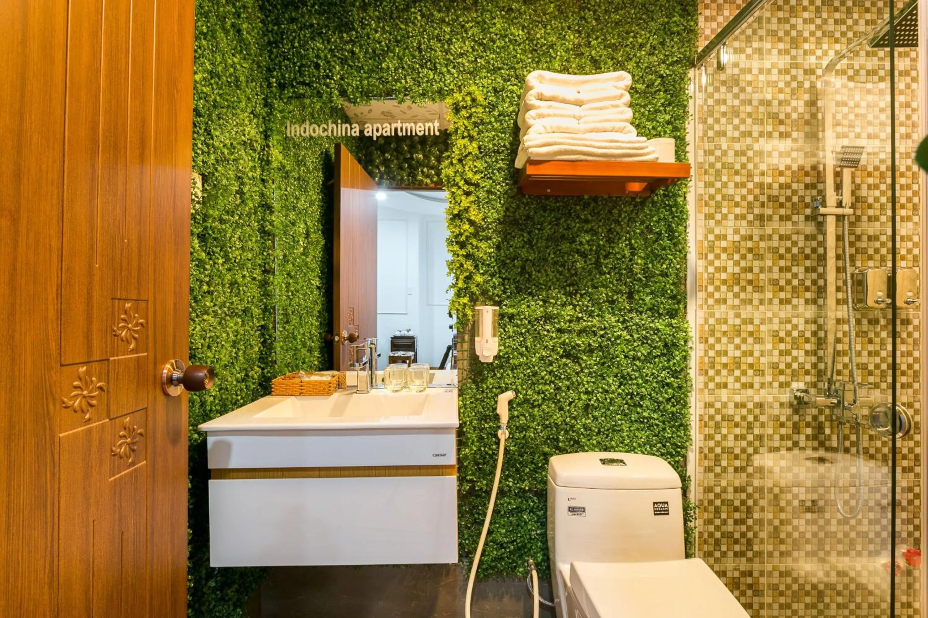 Bathroom in Indochine Ben Thanh Hotel & Apartments