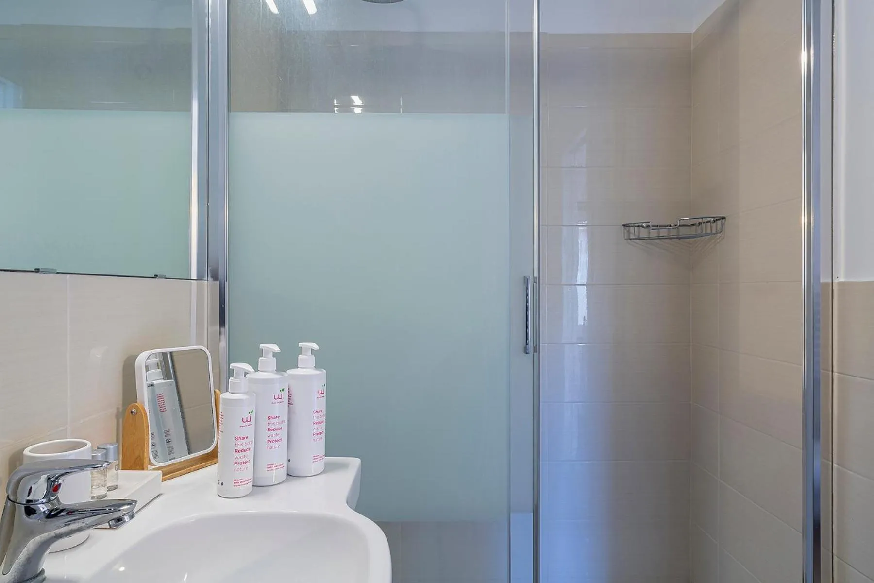 Bathroom in Sapore di Sale by Wonderful Italy