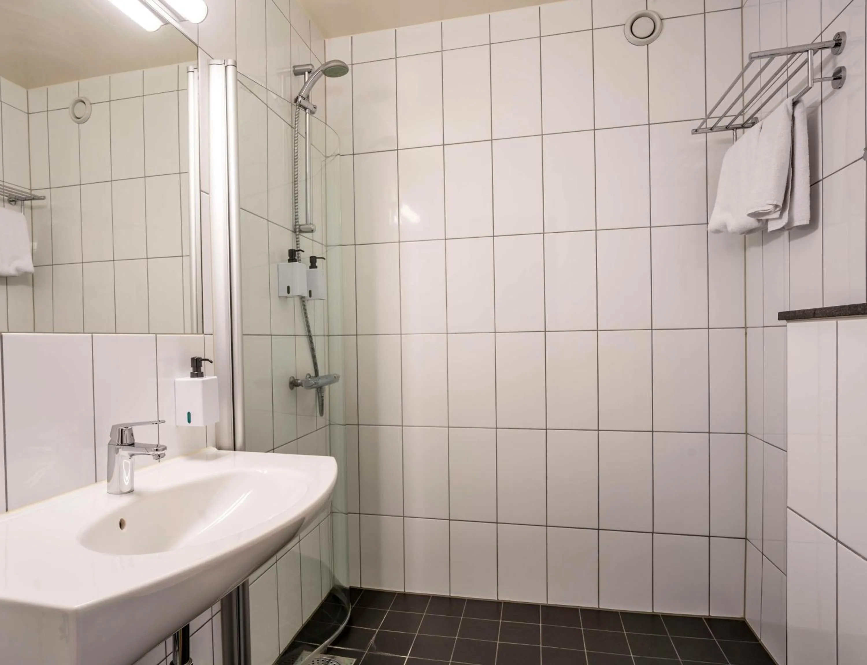 Bathroom in Scandic Umeå Syd