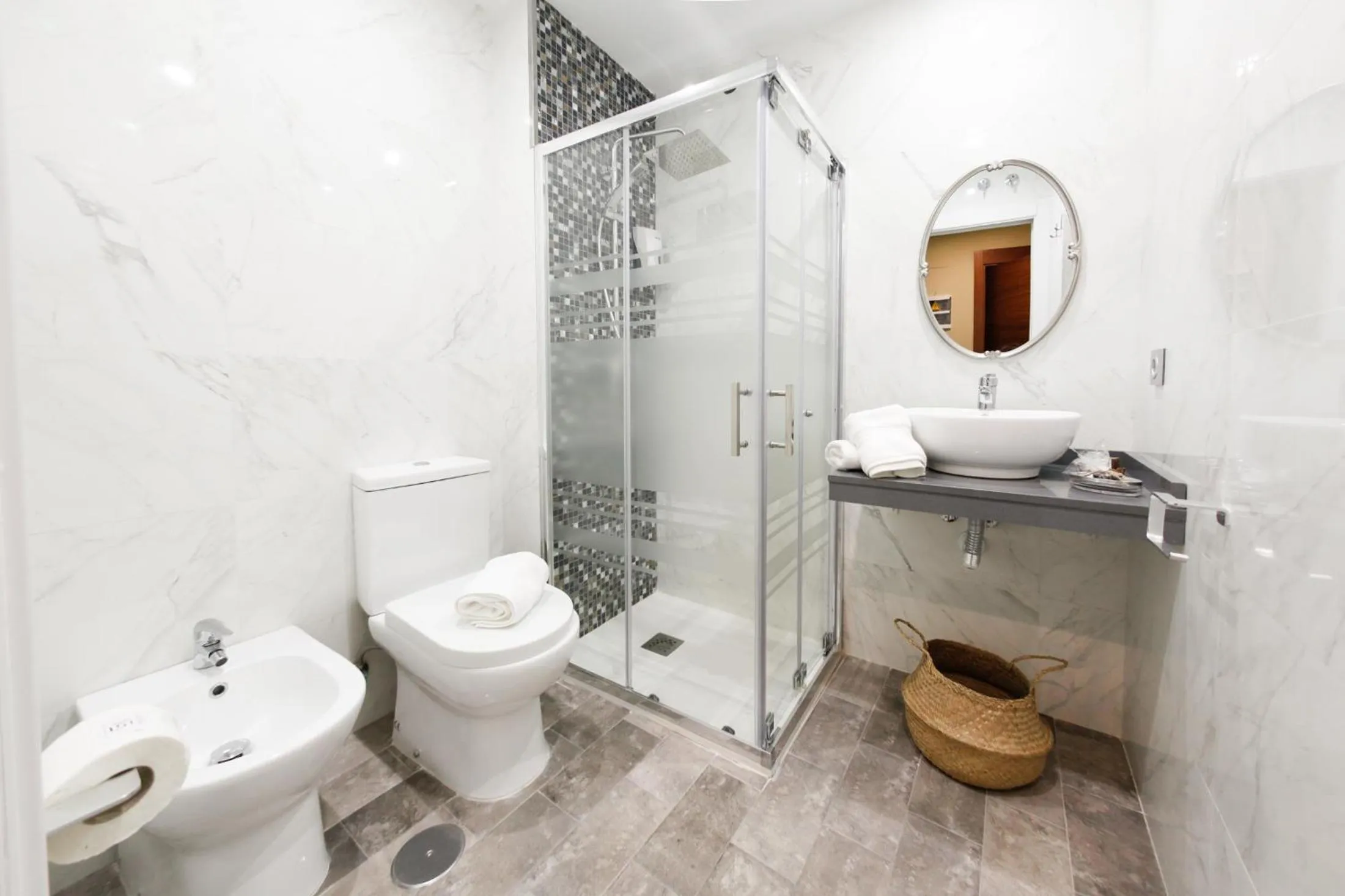 Bathroom in Hercules Boutique Hotel