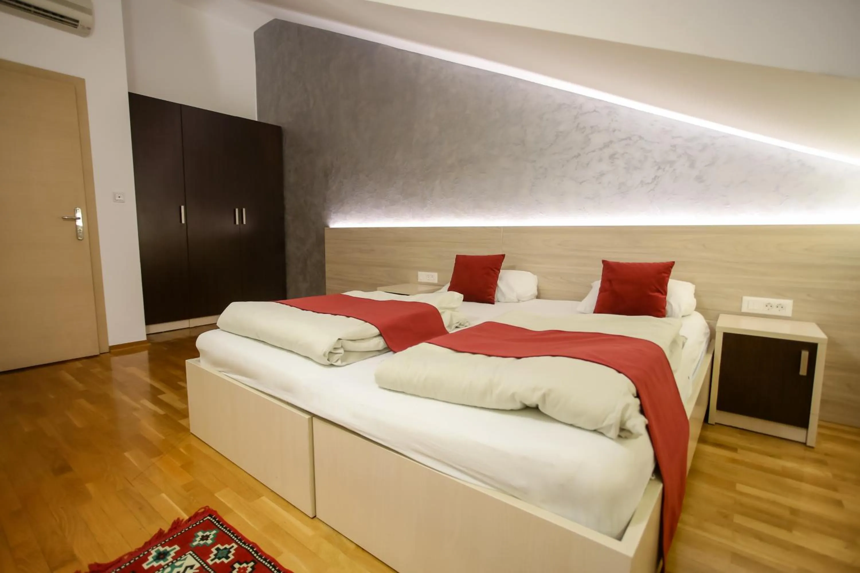 Bed in Hotel Emen