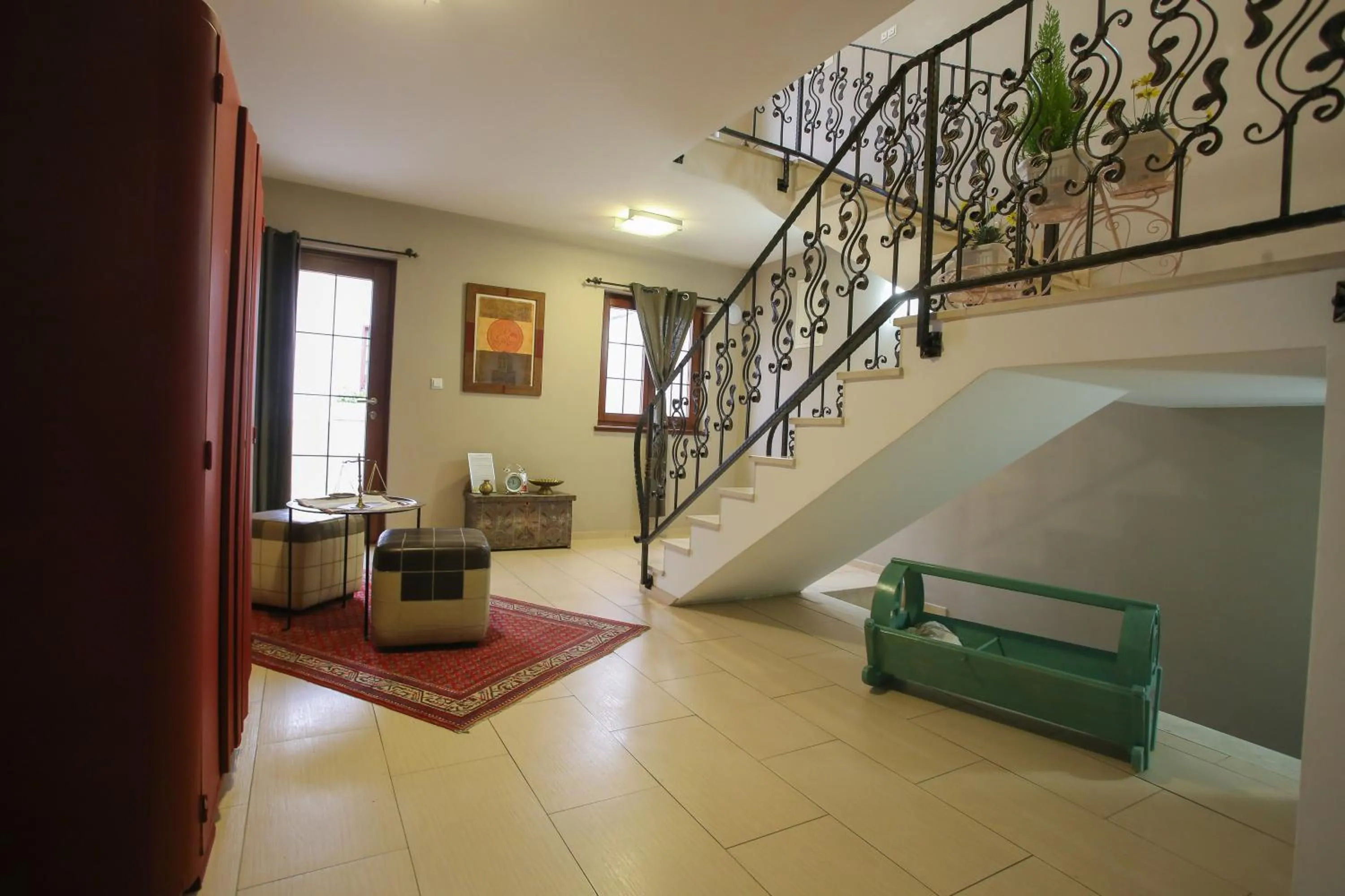 Seating area in Hotel Emen