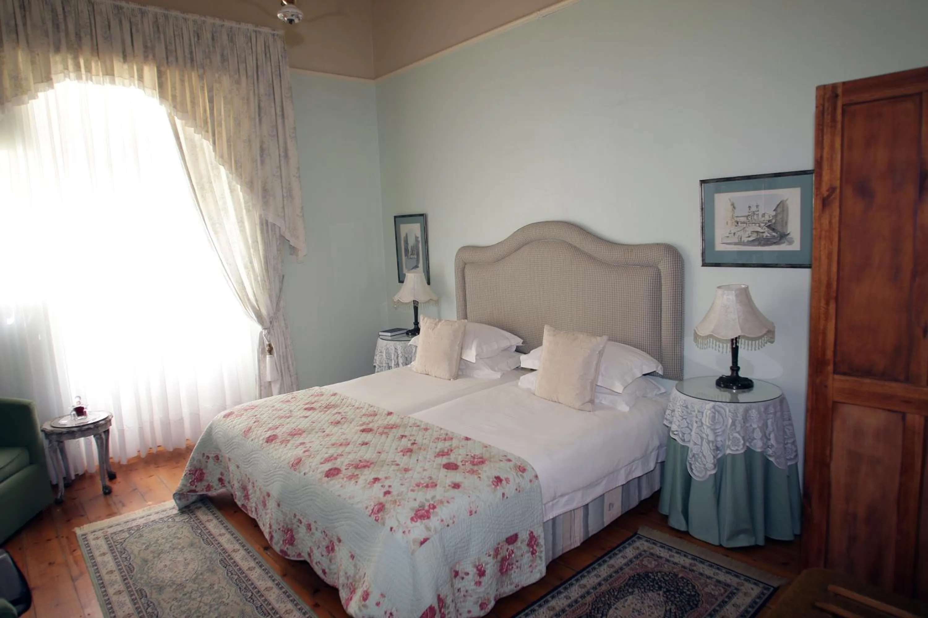 Kingna Lodge Montagu