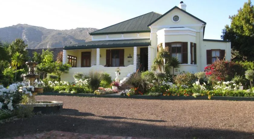 Kingna Lodge Montagu