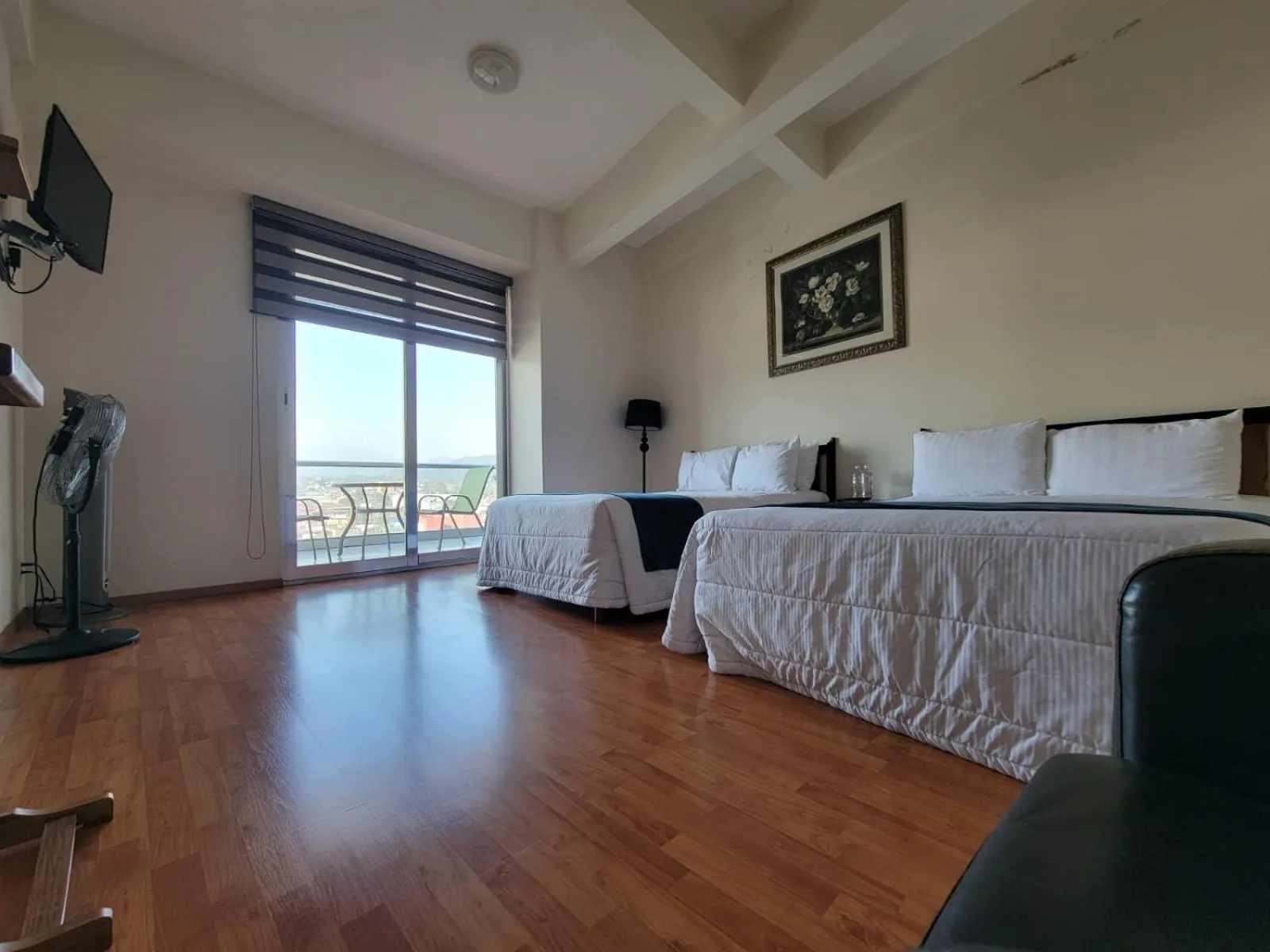 Photo of the whole room in HOTEL TRUEBA