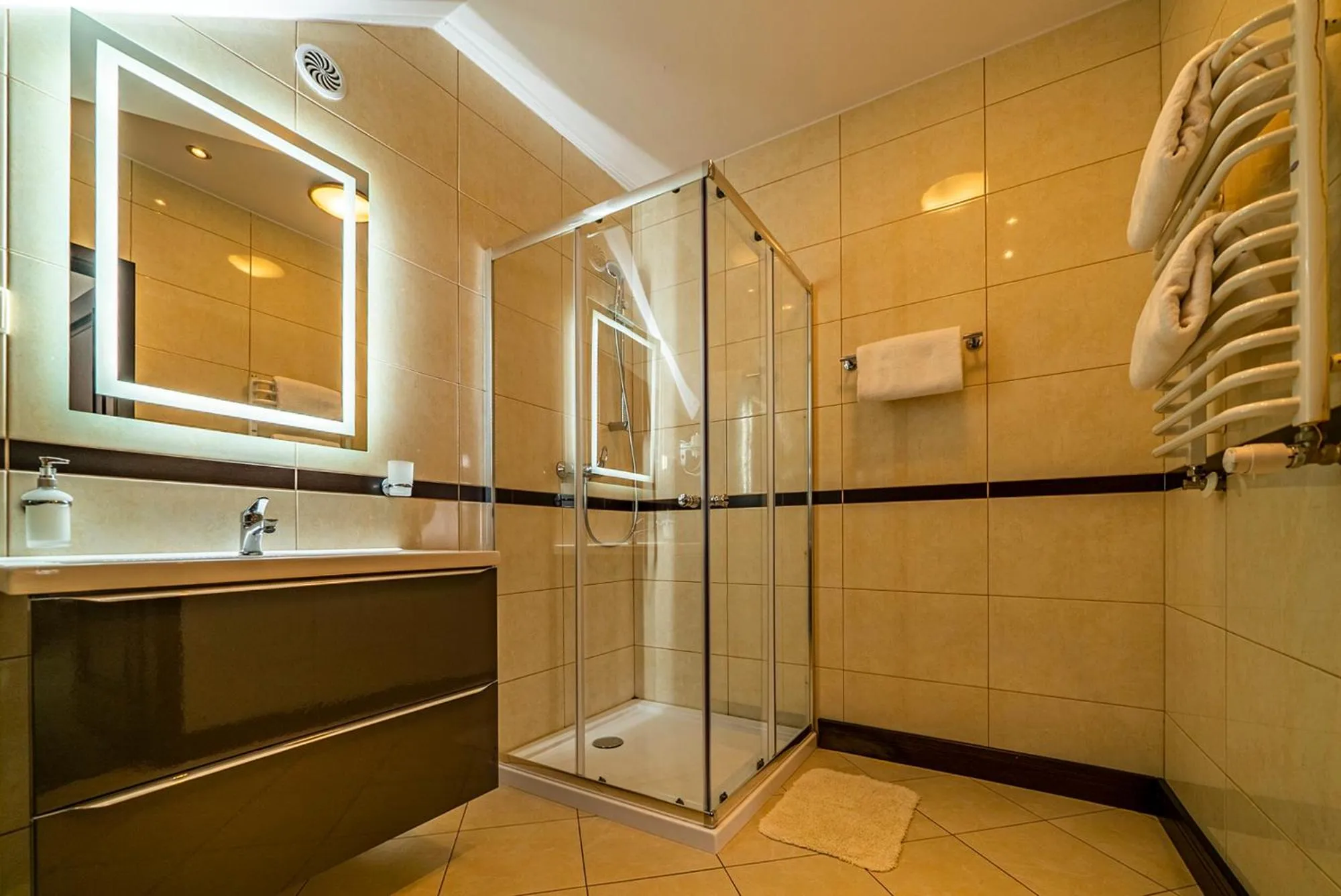 Willa Laura Władysławowo