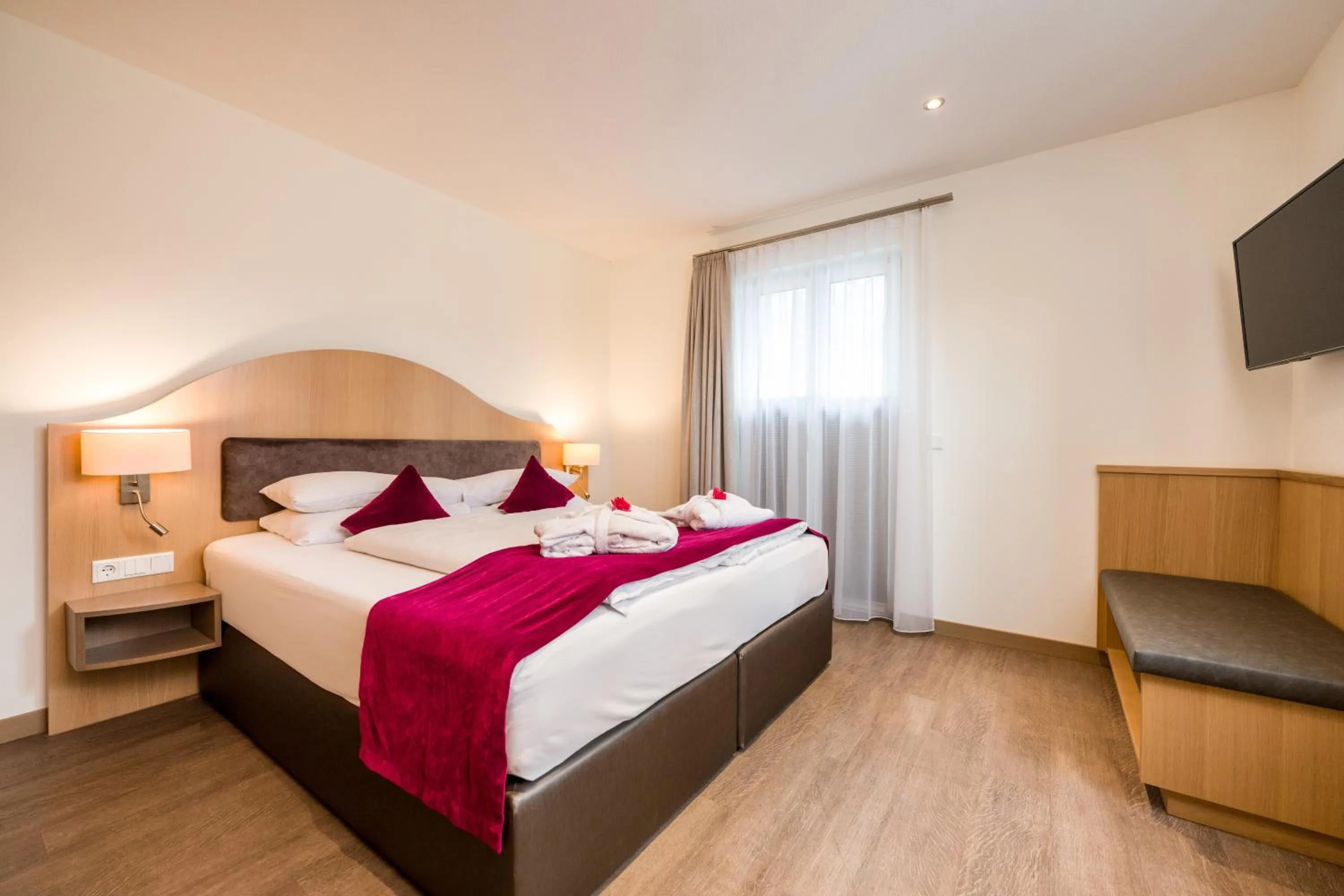 Bedroom, Bed in Villa Ludwig Suite Hotel